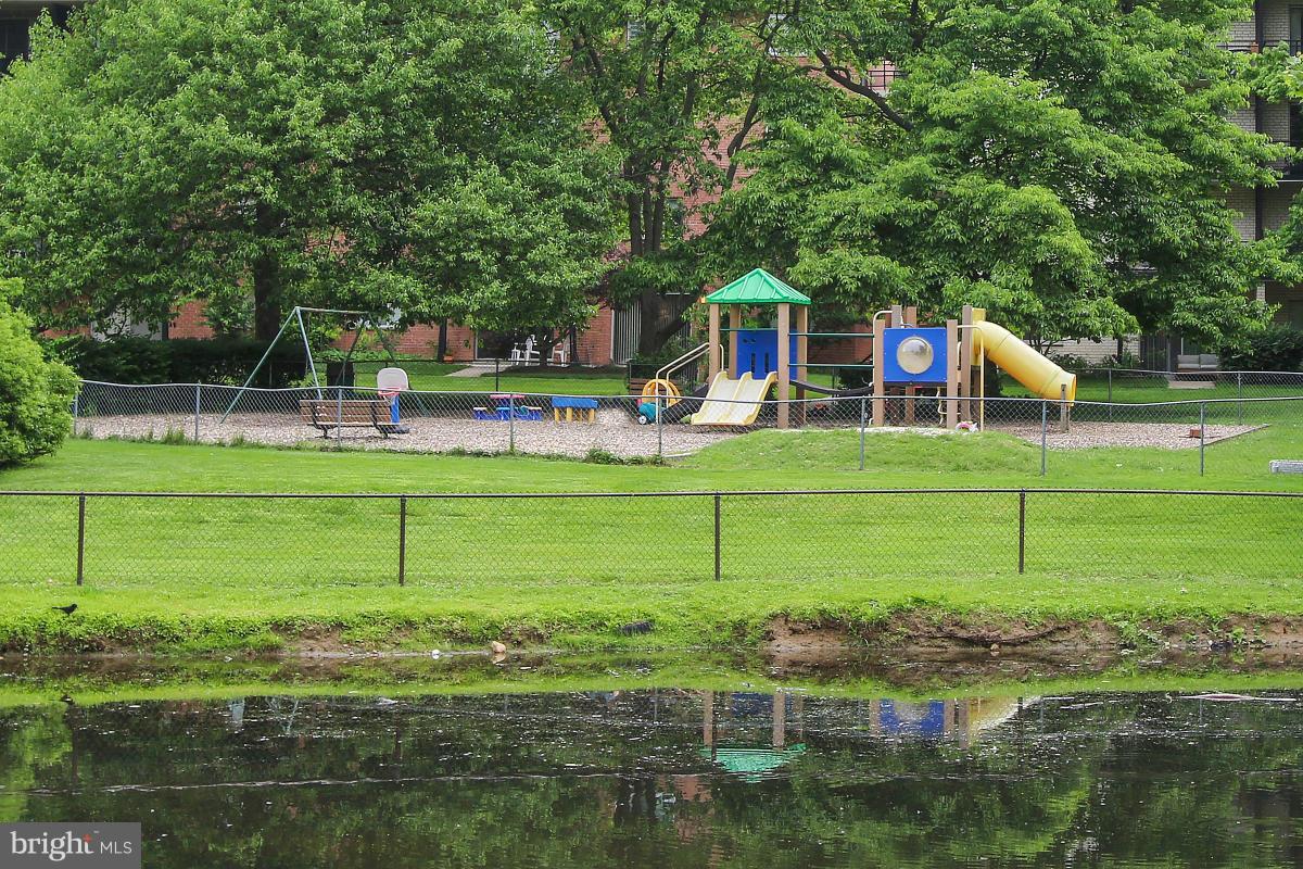 GROSVENOR PARK - Residential