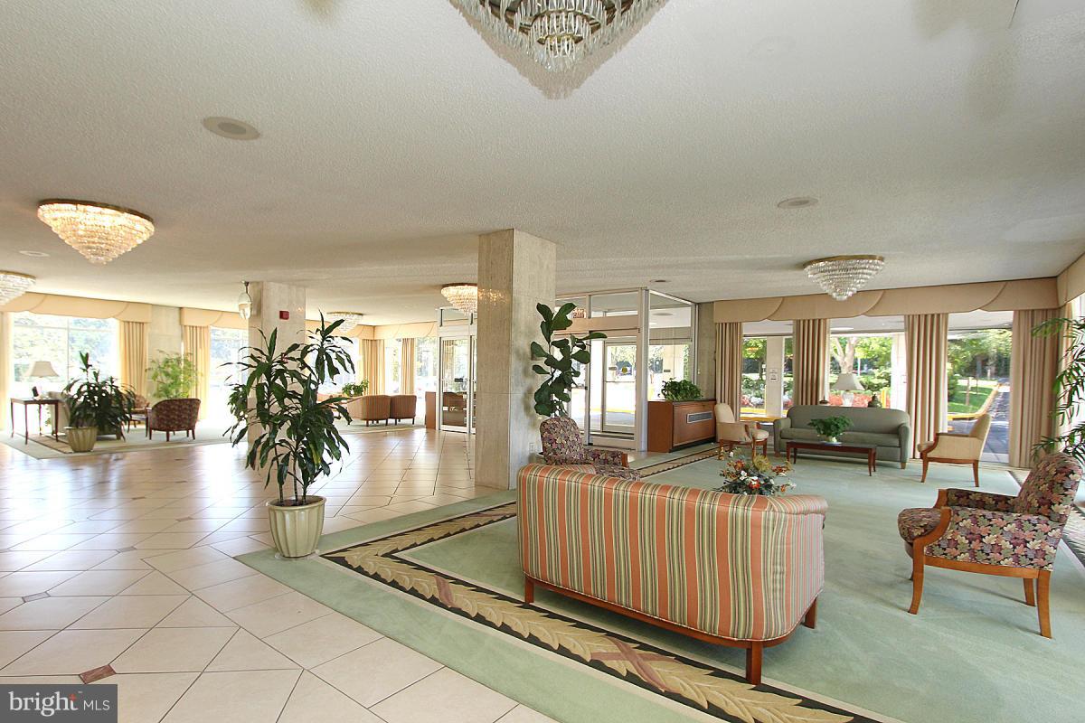 GROSVENOR PARK - Residential