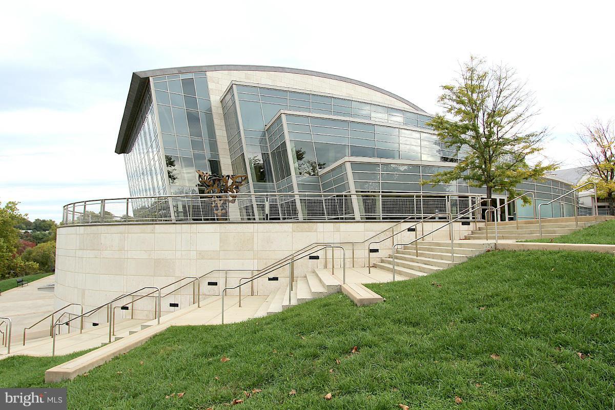 GROSVENOR PARK - Residential