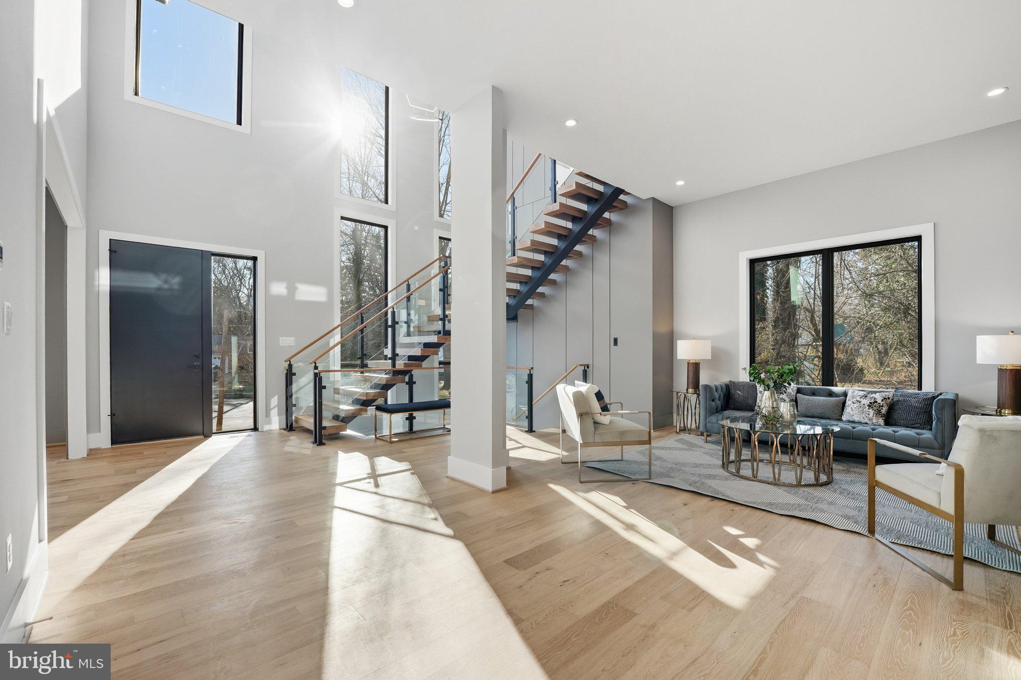 SOUTHRIDGE - Residential