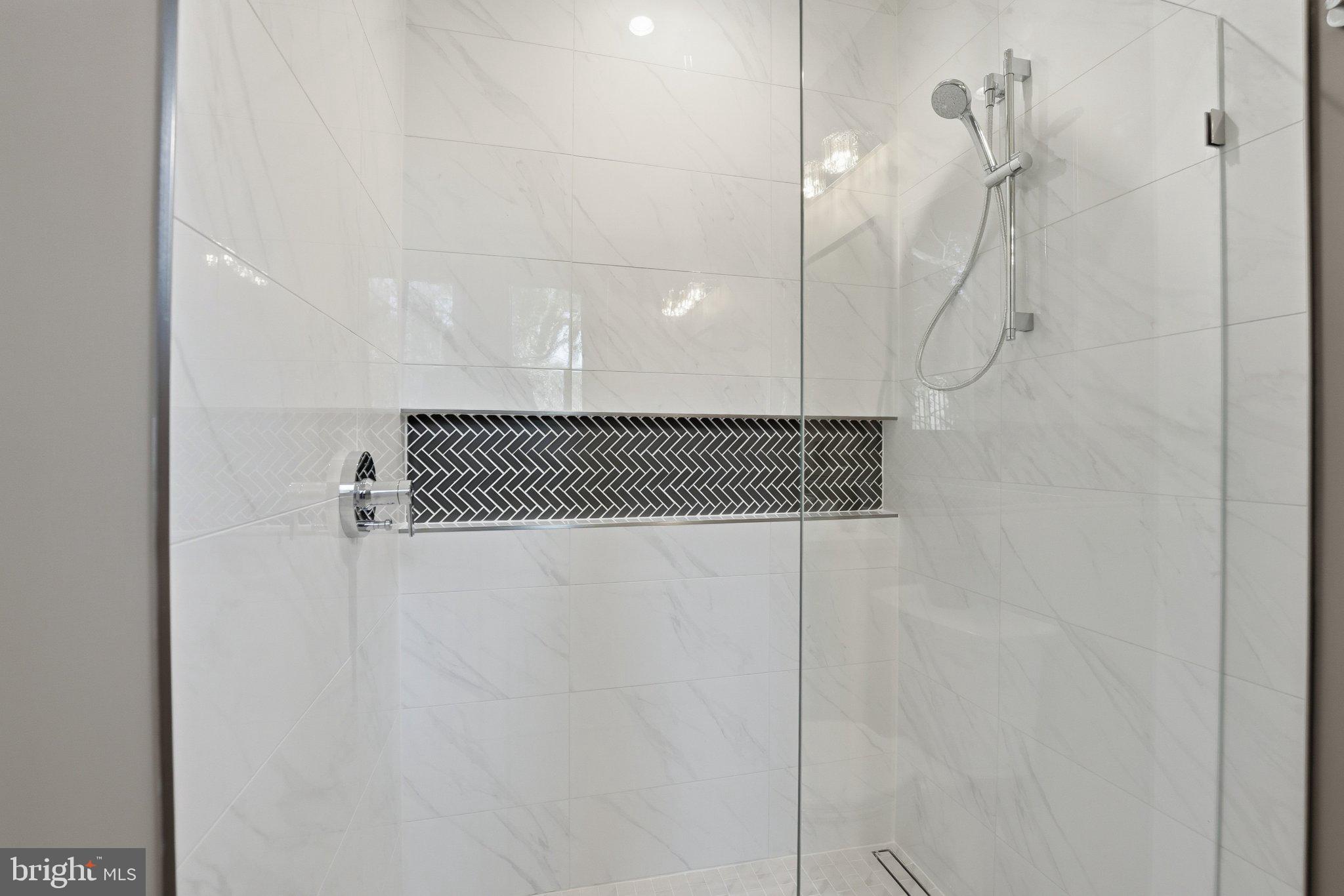 SOUTHRIDGE - Residential