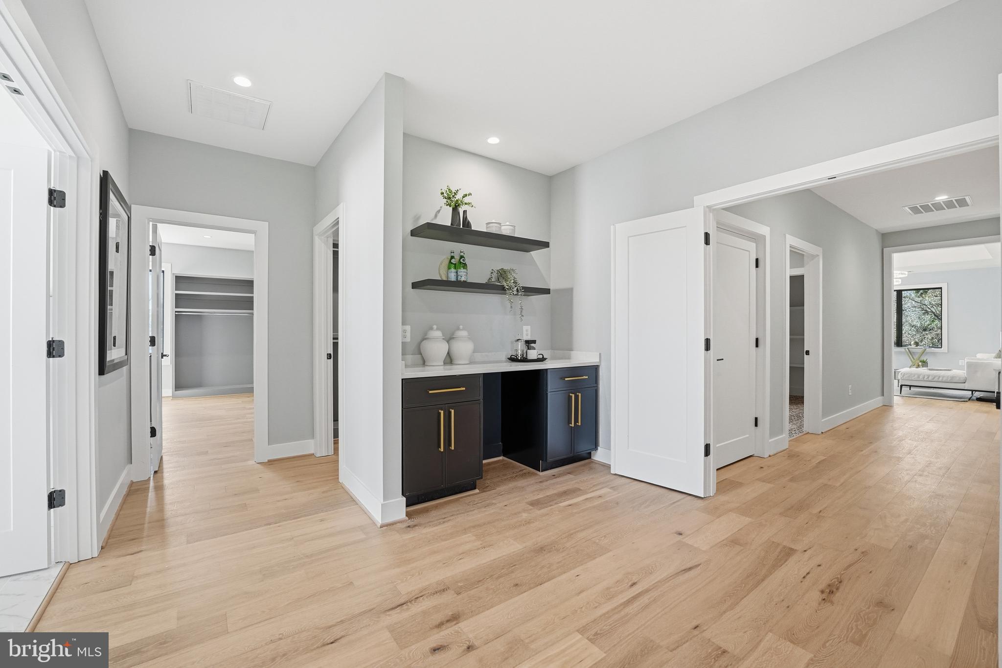 SOUTHRIDGE - Residential