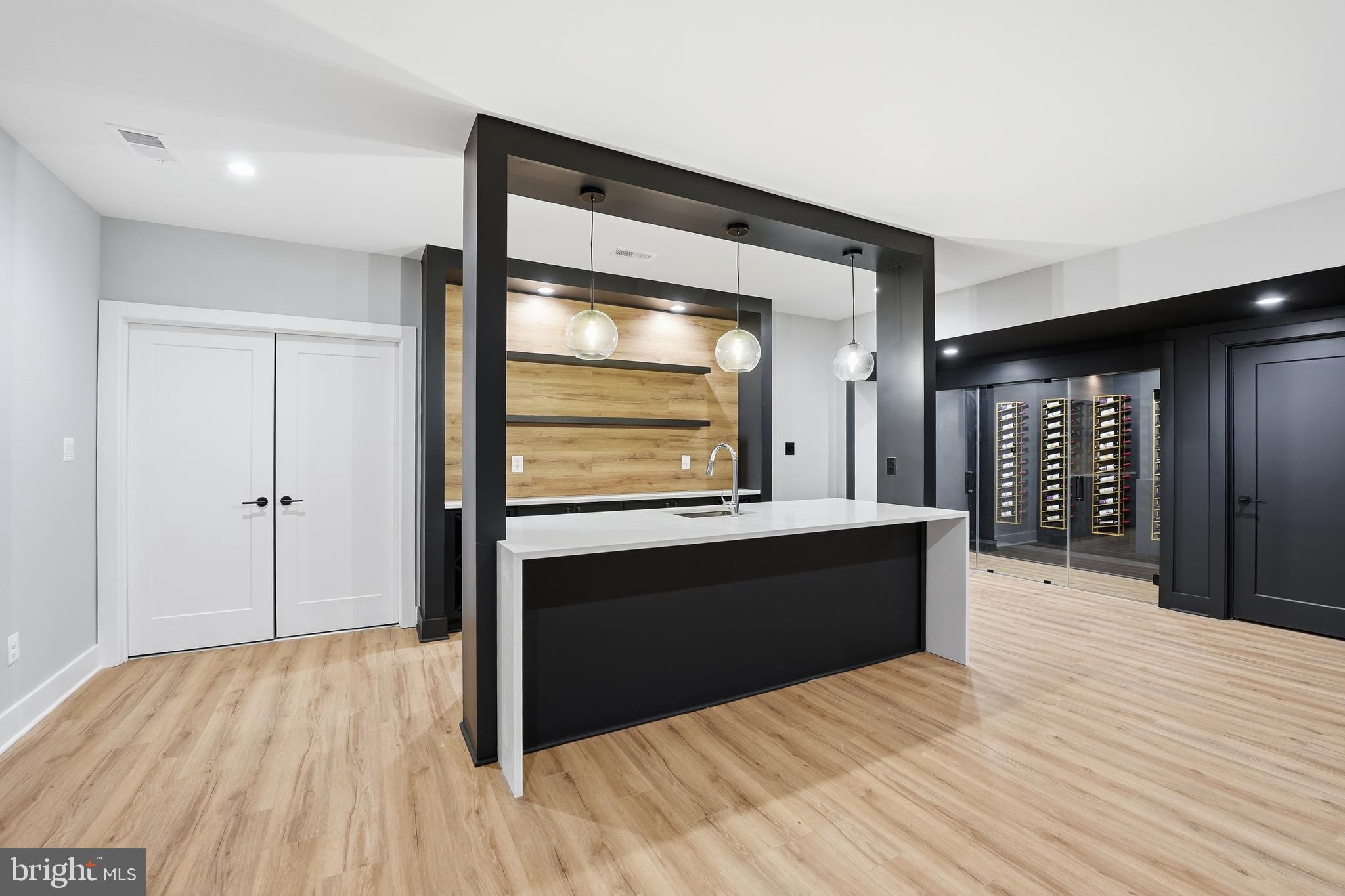 SOUTHRIDGE - Residential