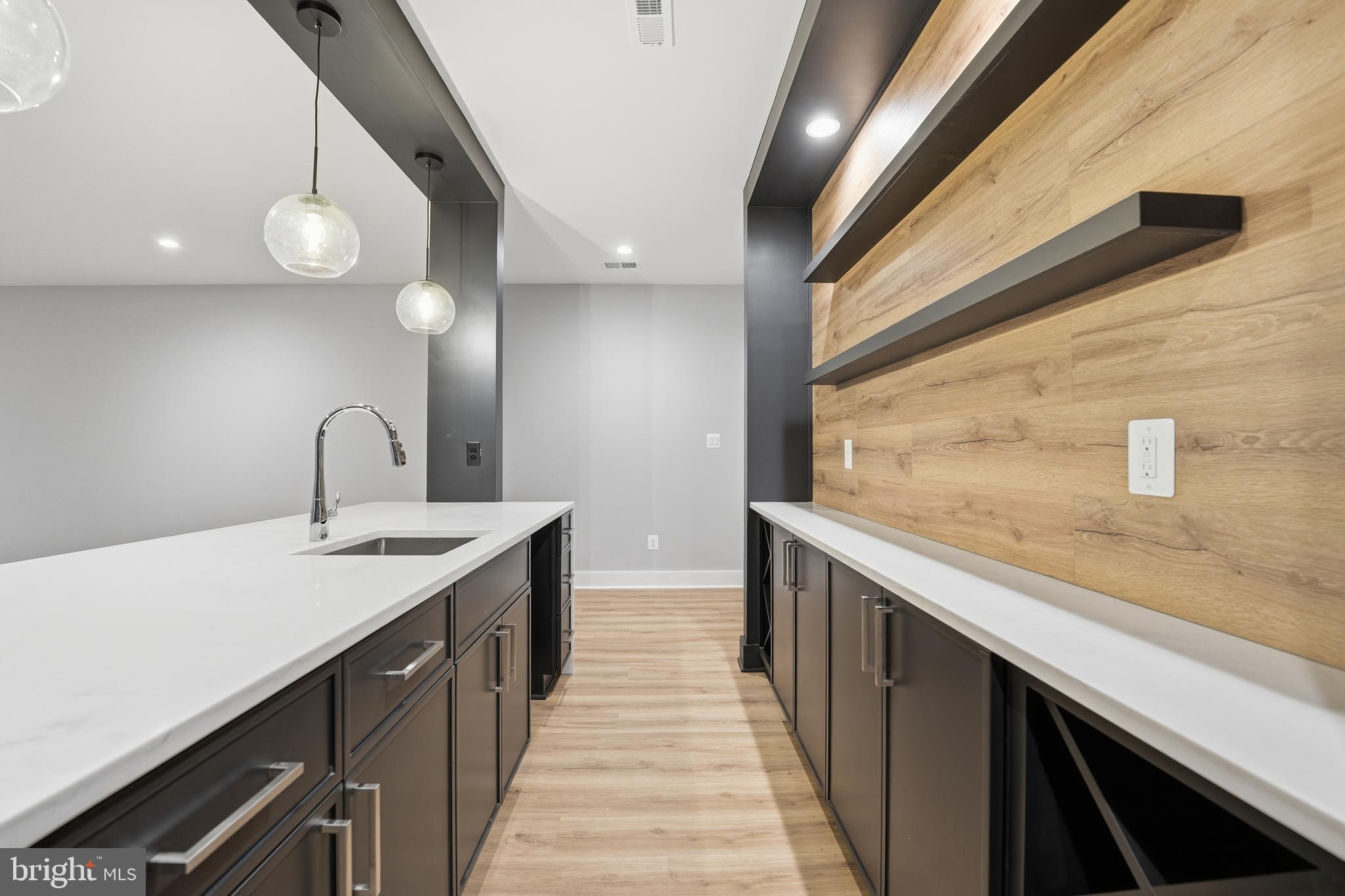 SOUTHRIDGE - Residential