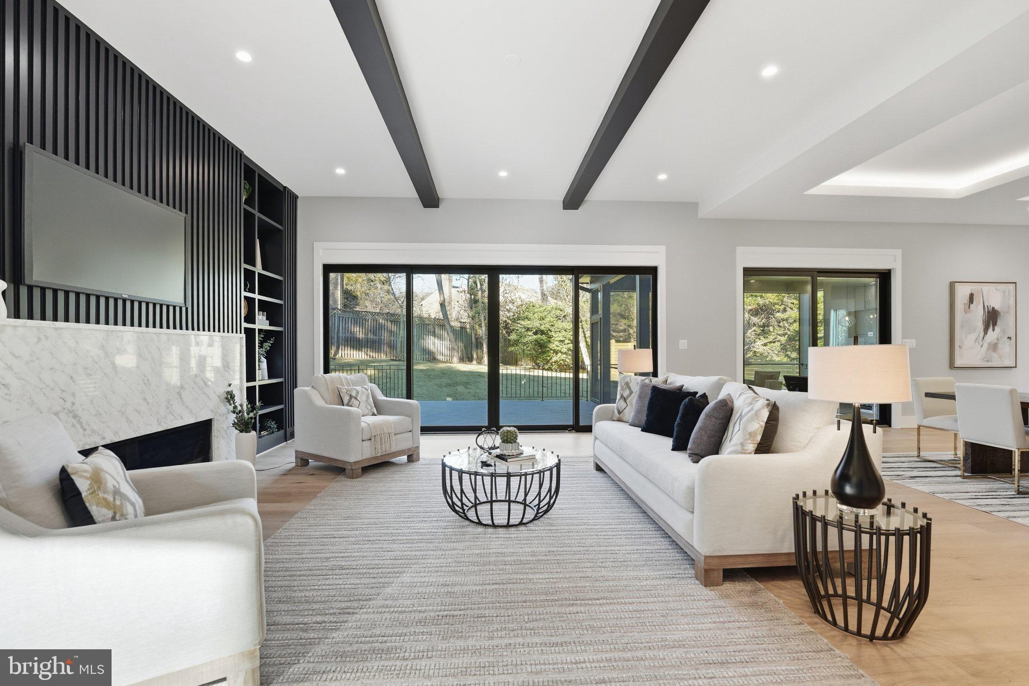 SOUTHRIDGE - Residential