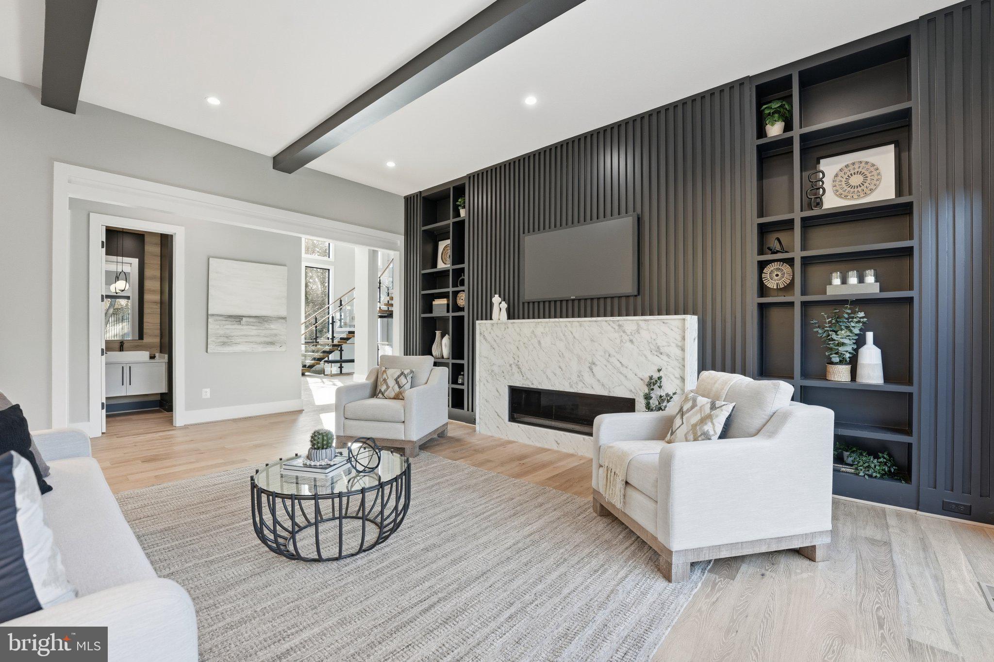 SOUTHRIDGE - Residential