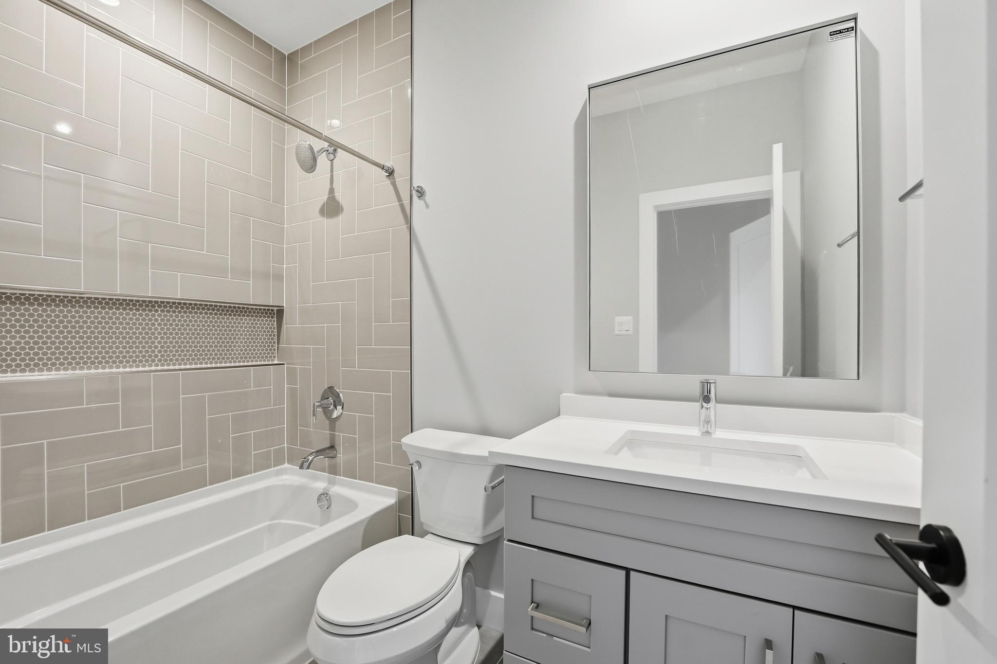 SOUTHRIDGE - Residential