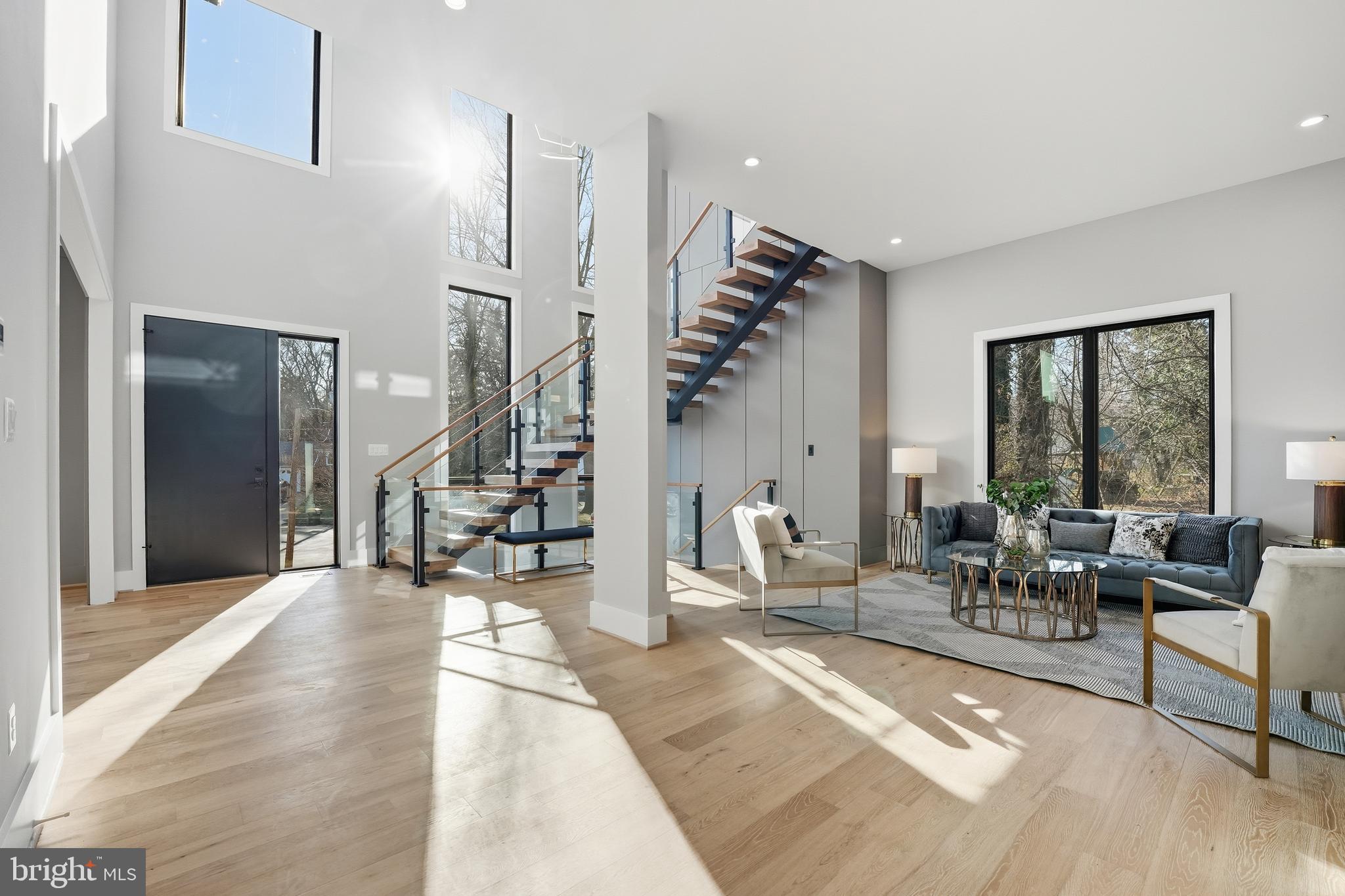 SOUTHRIDGE - Residential