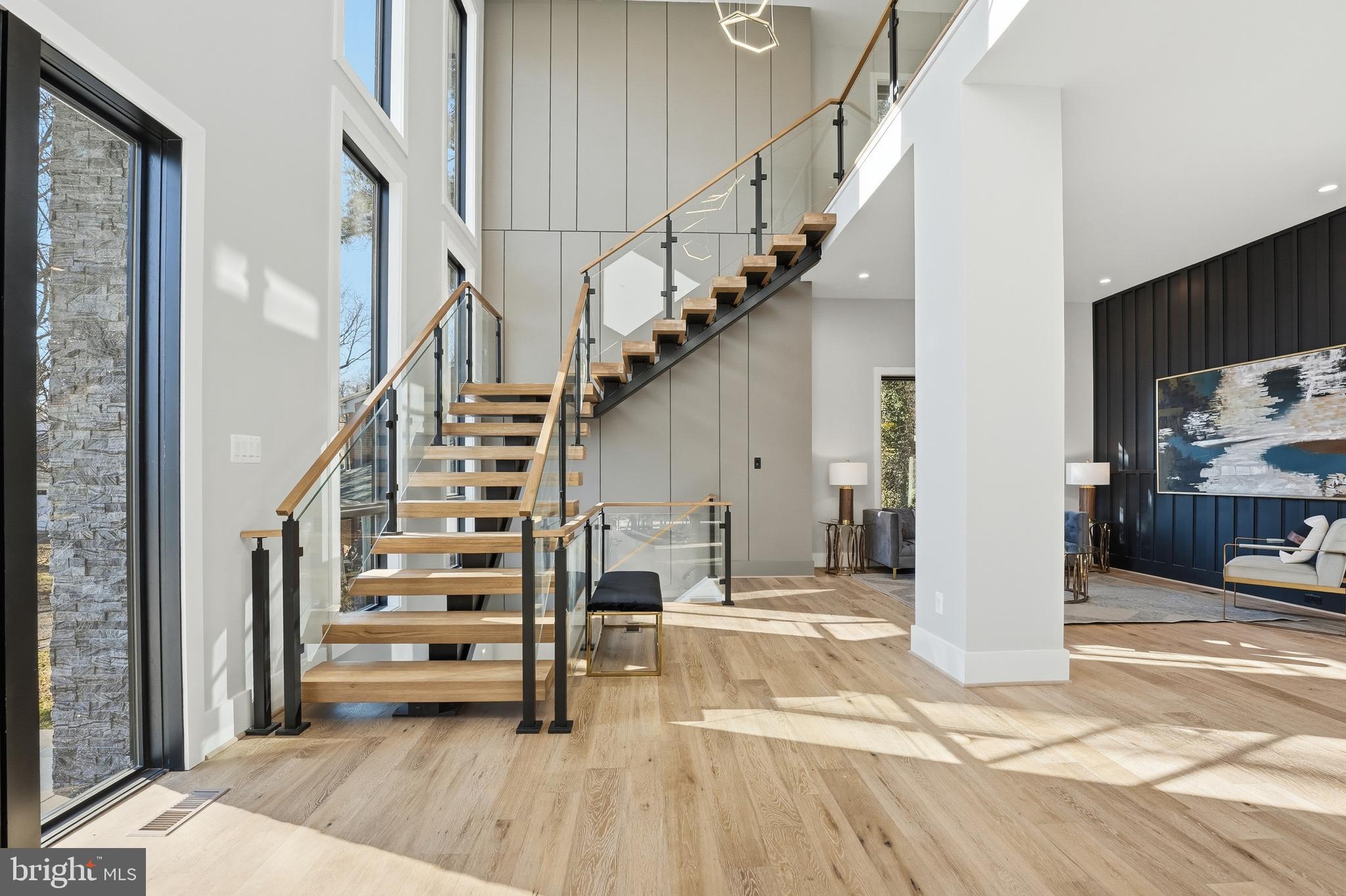 SOUTHRIDGE - Residential