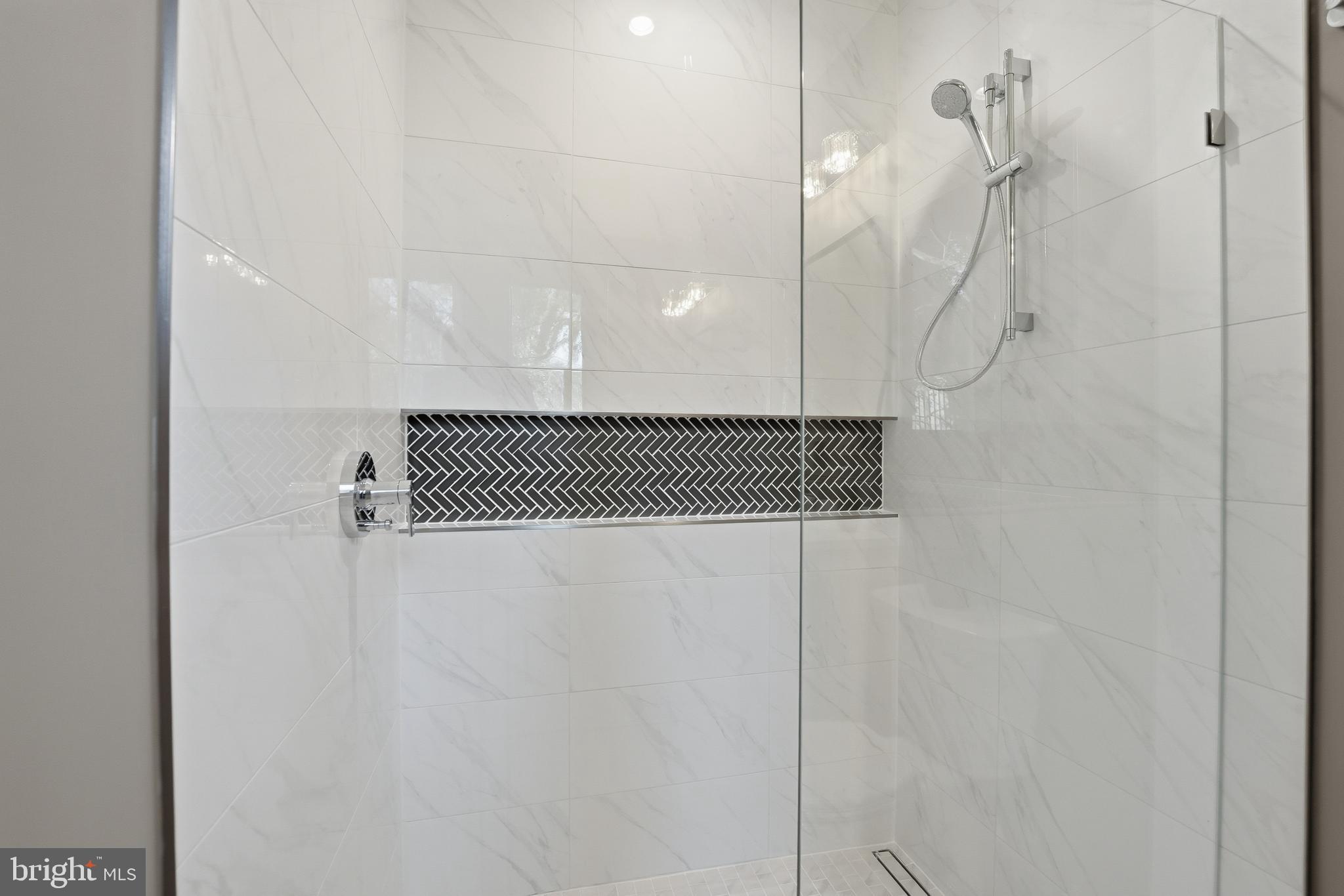 SOUTHRIDGE - Residential