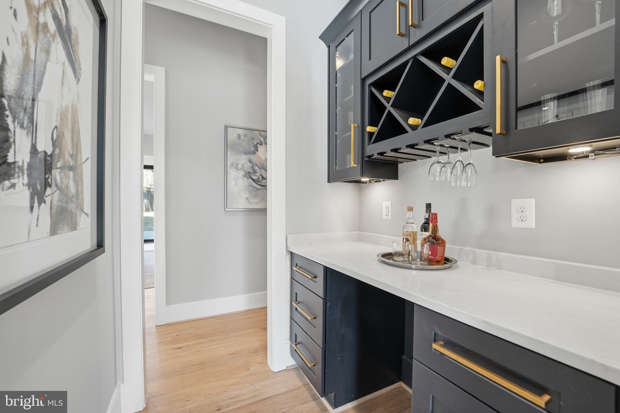 SOUTHRIDGE - Residential