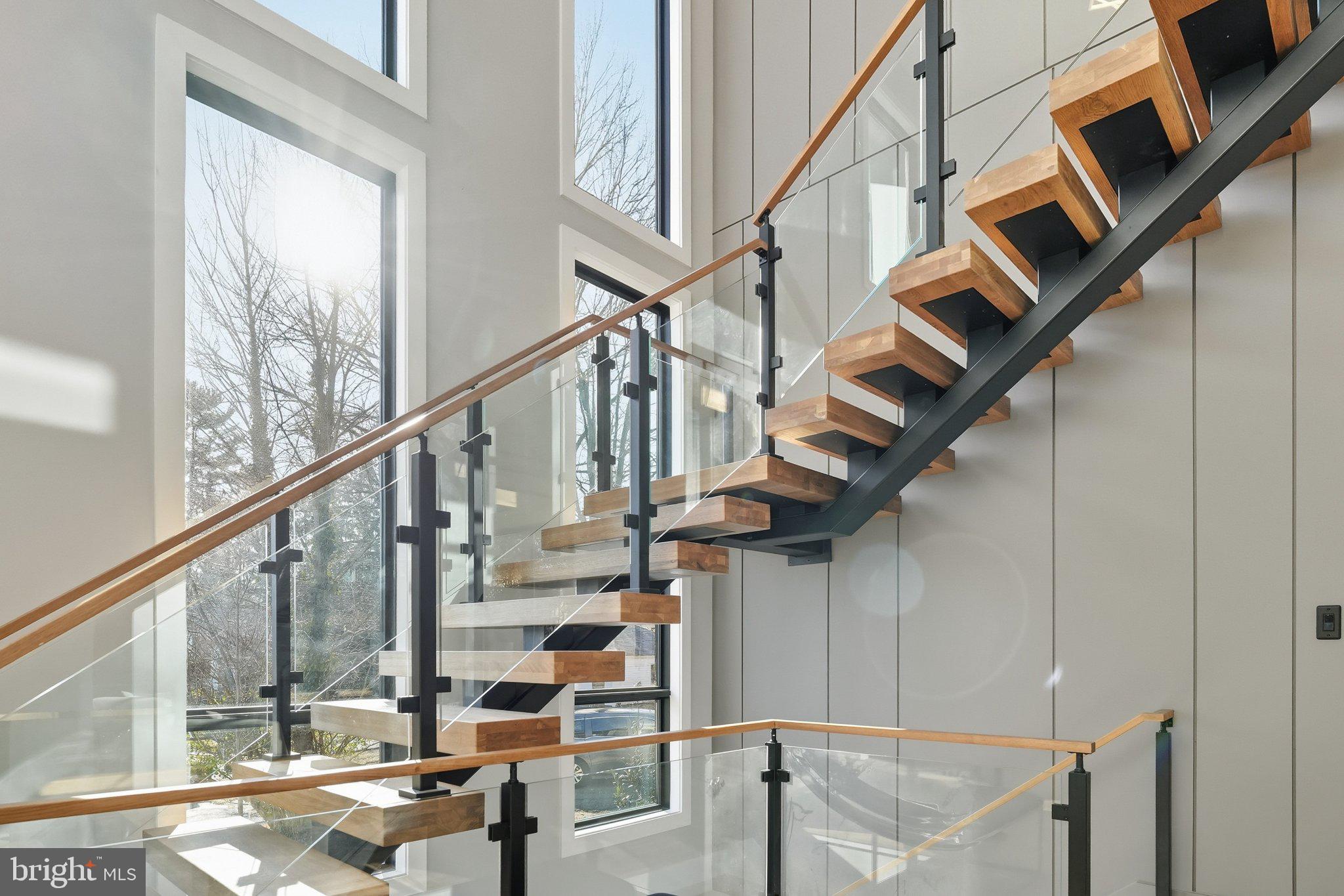 SOUTHRIDGE - Residential