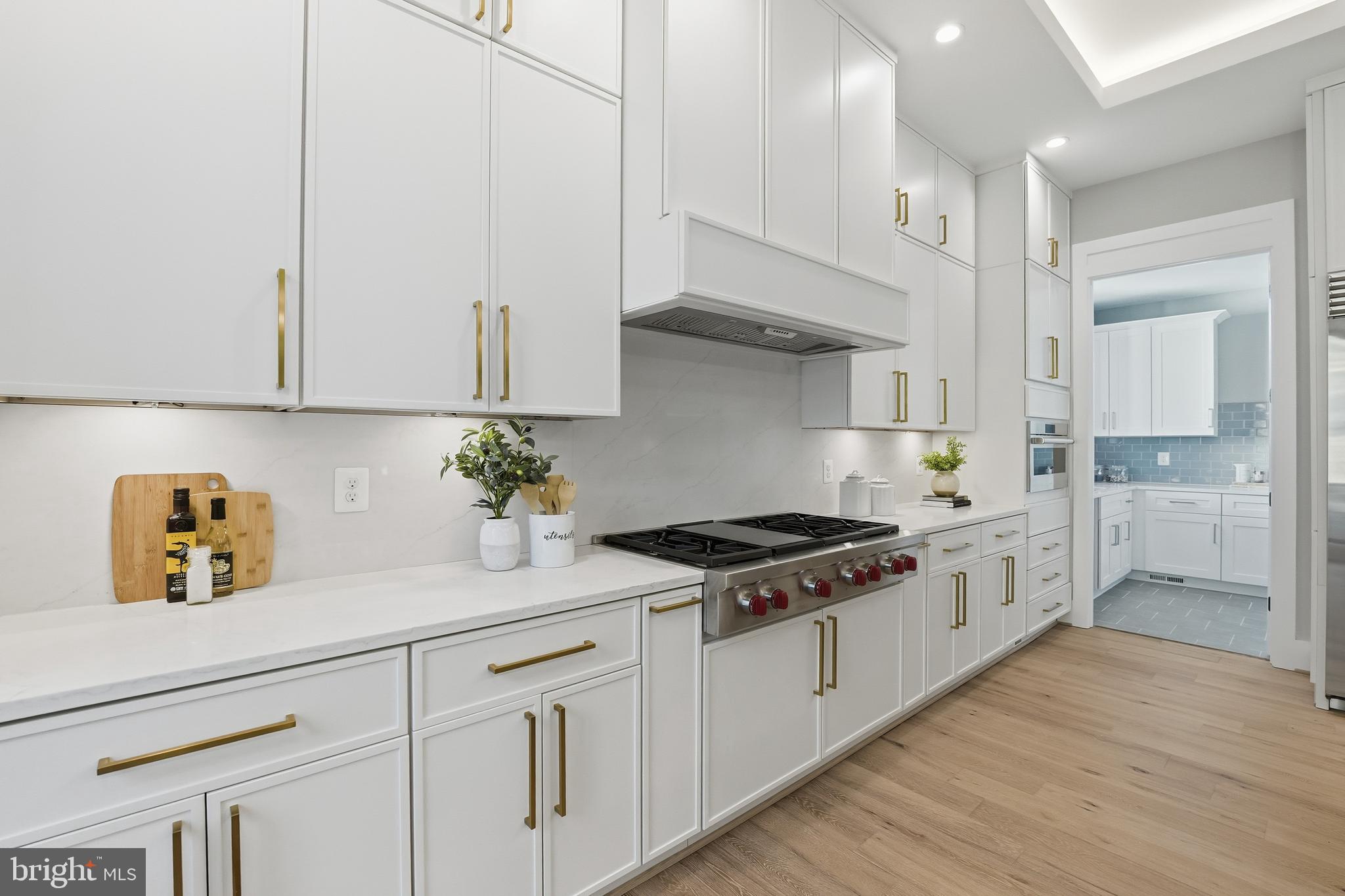 SOUTHRIDGE - Residential