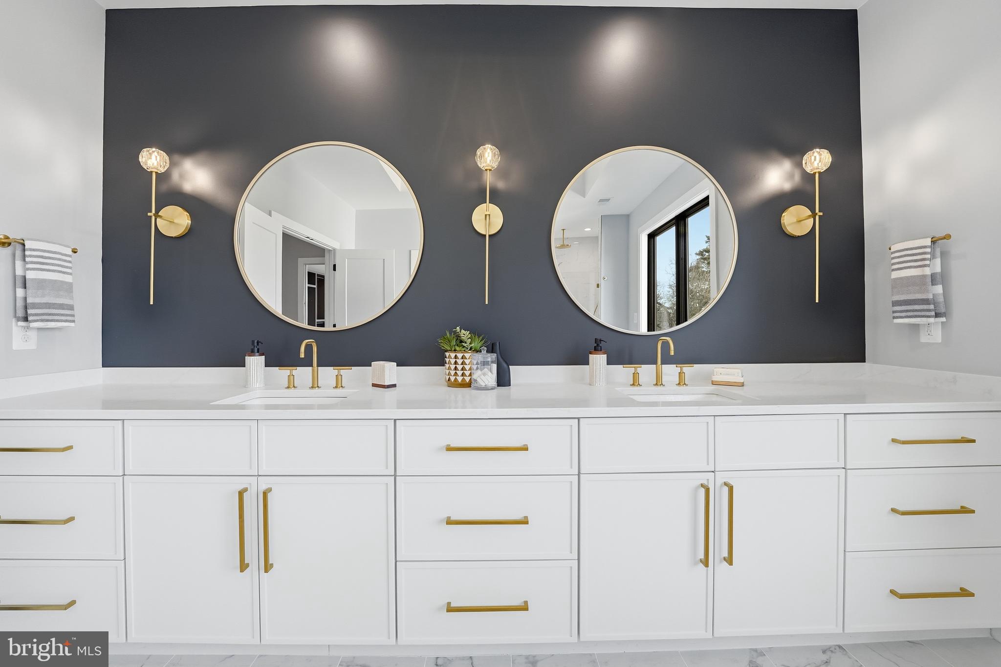 SOUTHRIDGE - Residential