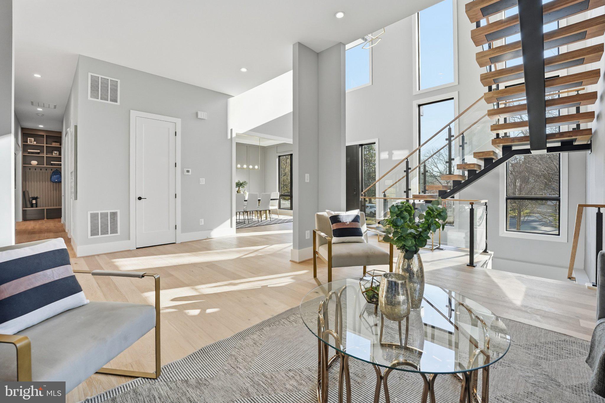 SOUTHRIDGE - Residential