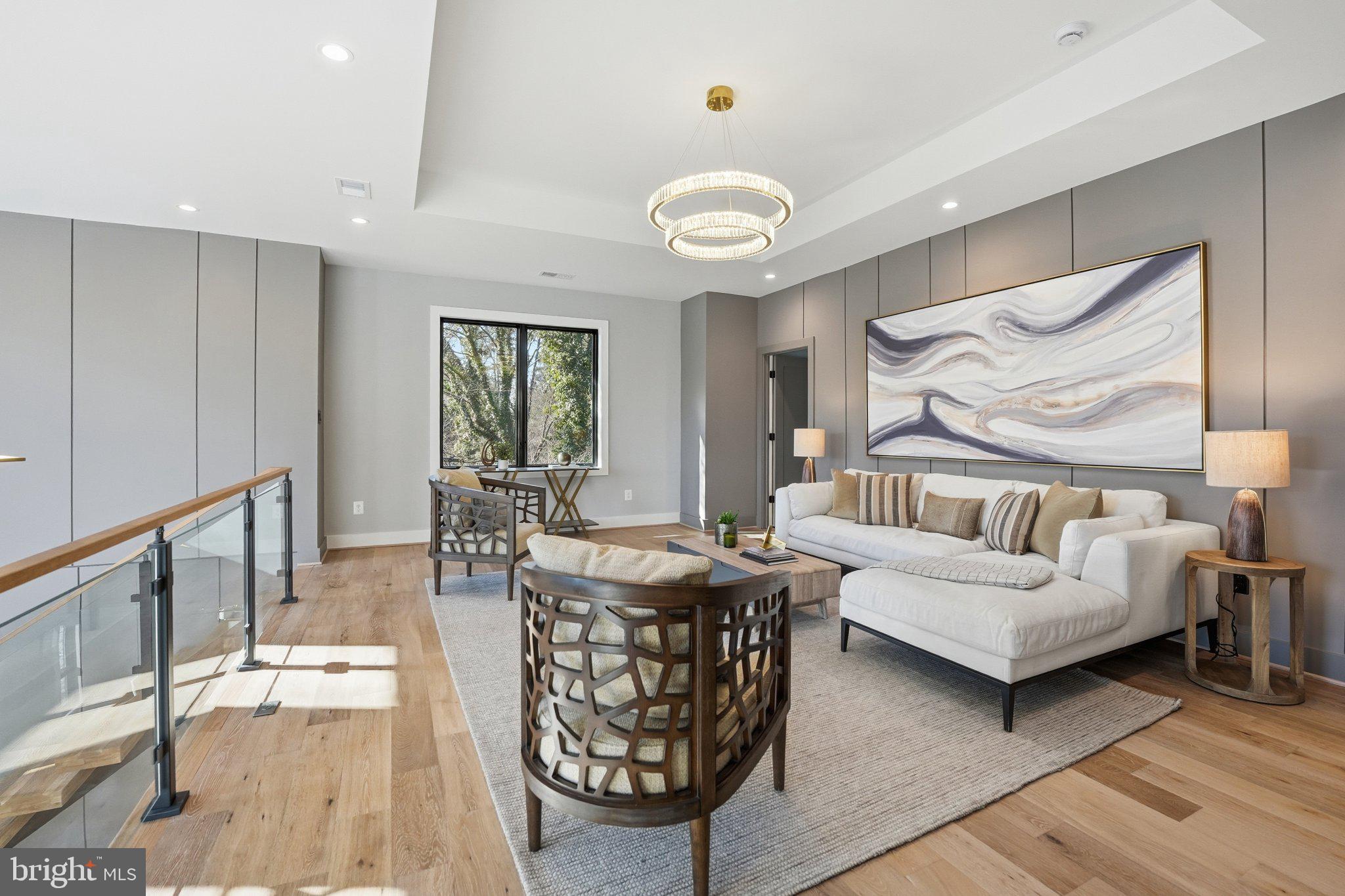 SOUTHRIDGE - Residential