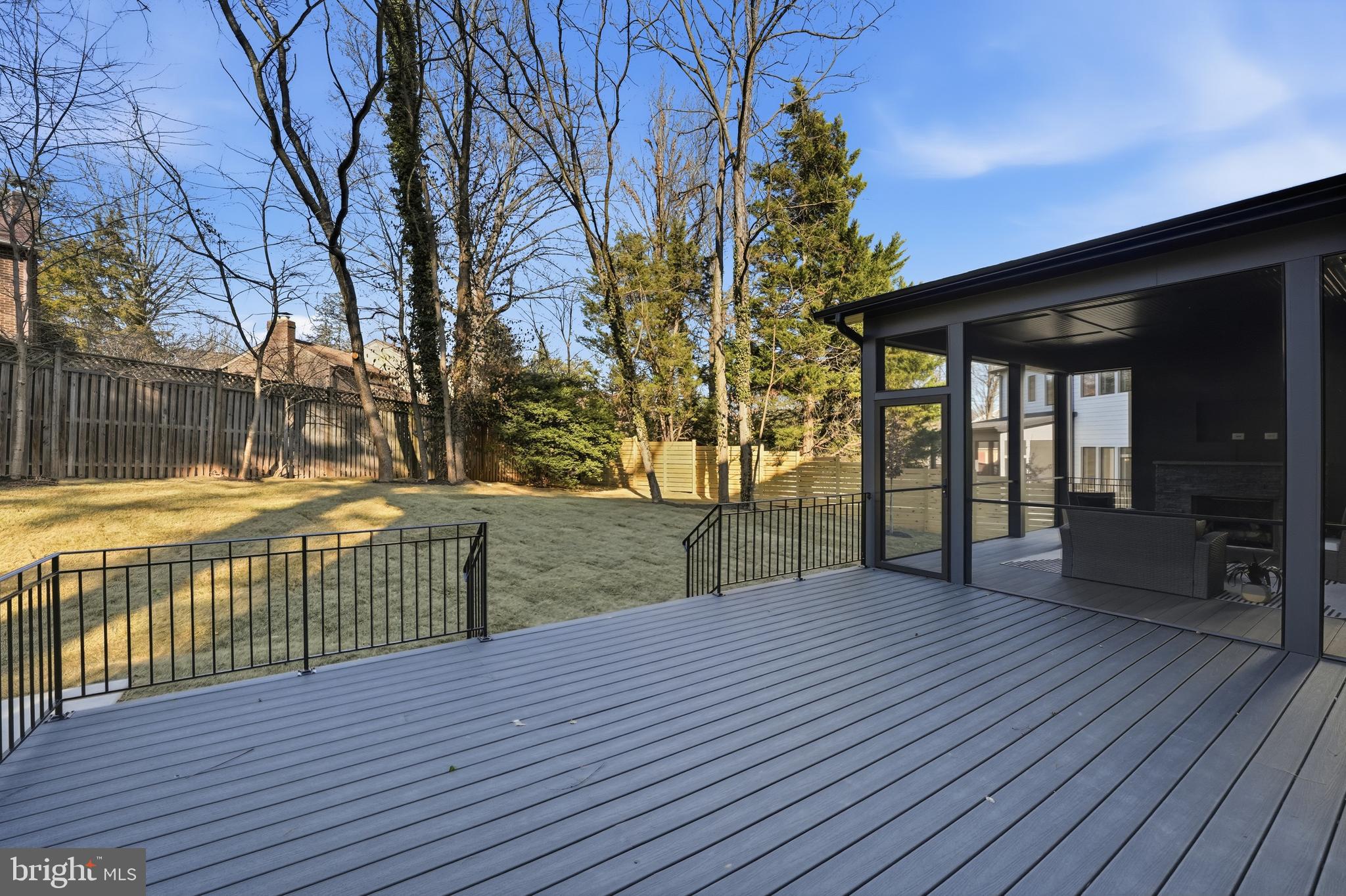 SOUTHRIDGE - Residential