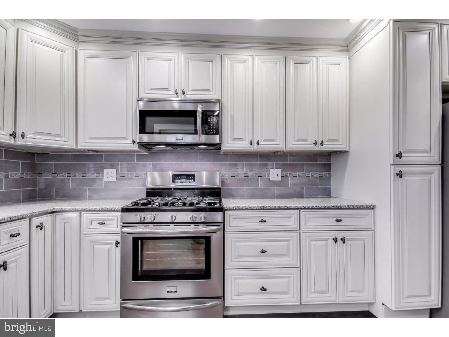 KENSINGTON - Residential