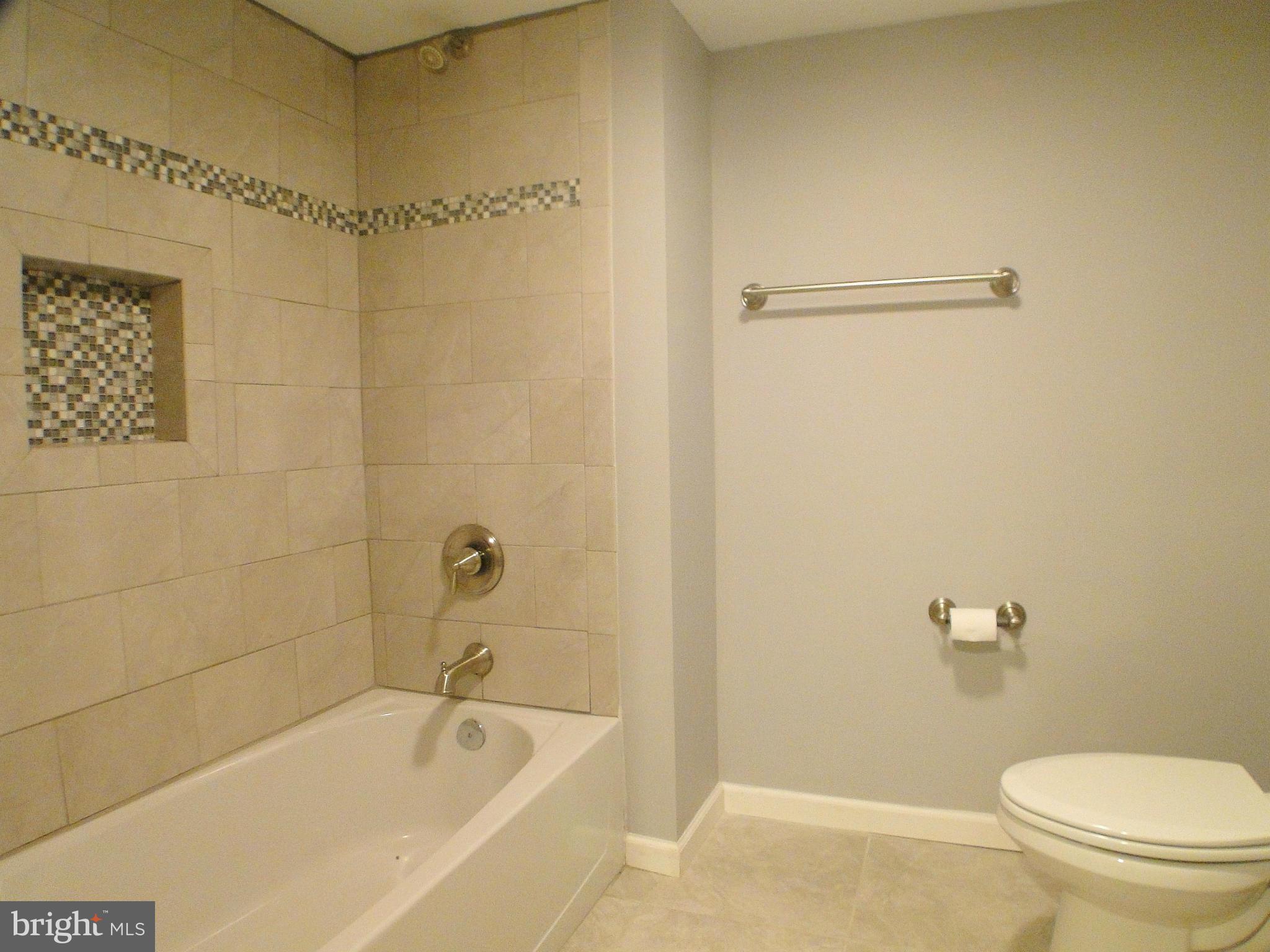 GLENMOORE - Residential