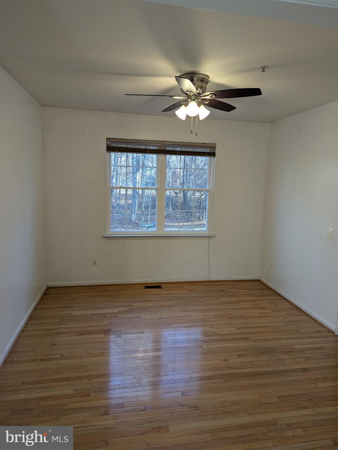 KNOLLS CABIN BRA - Residential