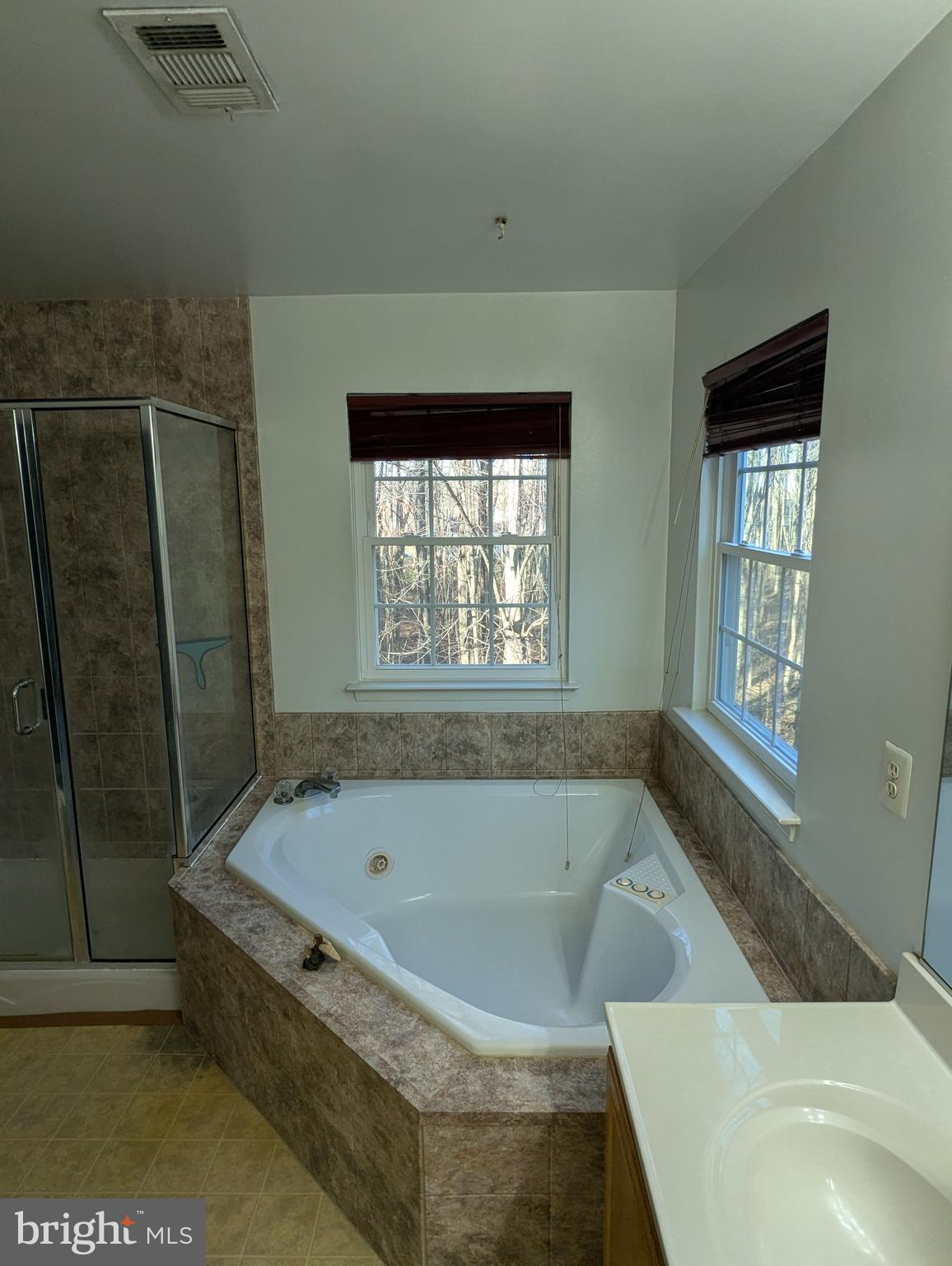 KNOLLS CABIN BRA - Residential