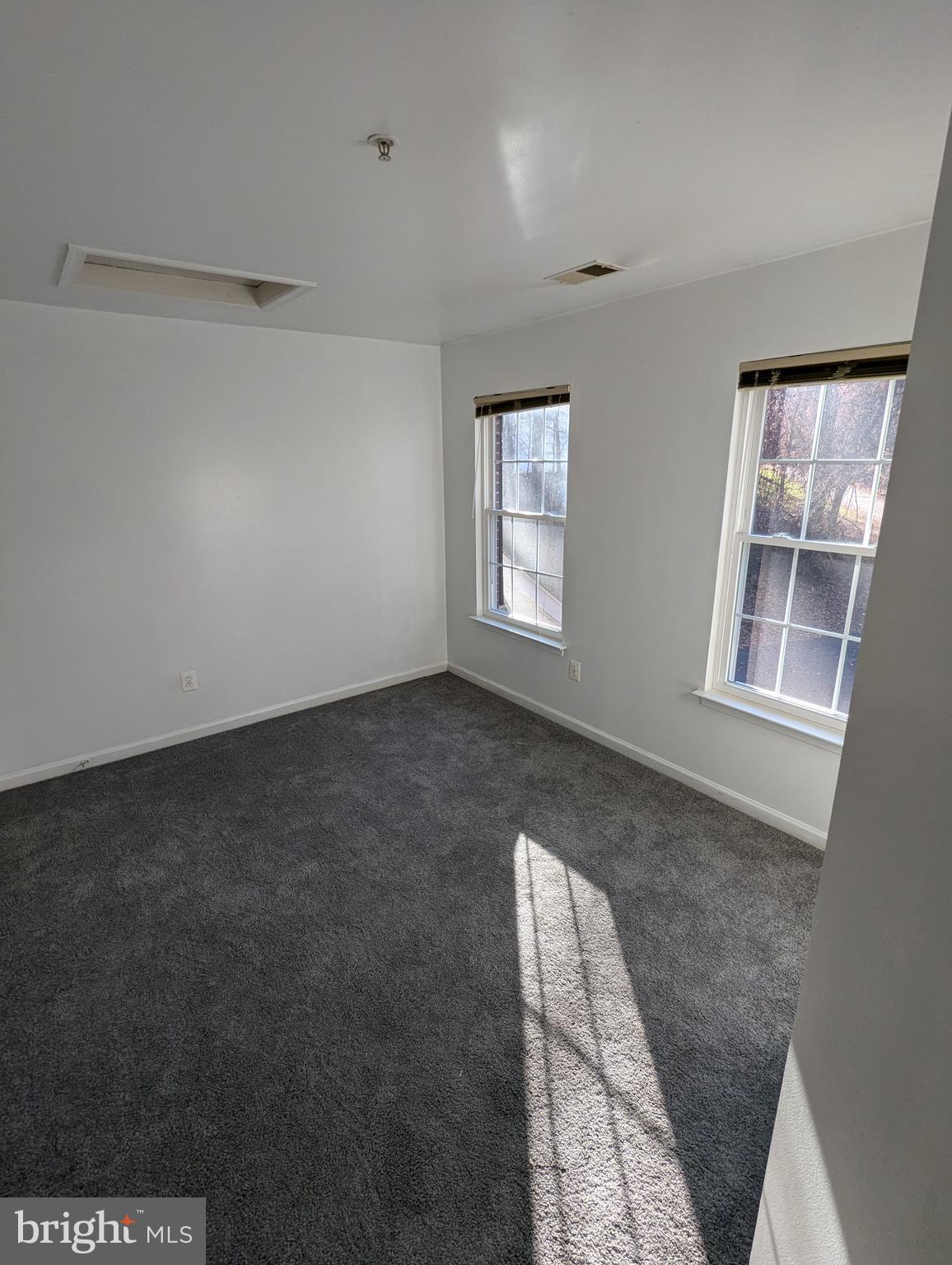 KNOLLS CABIN BRA - Residential