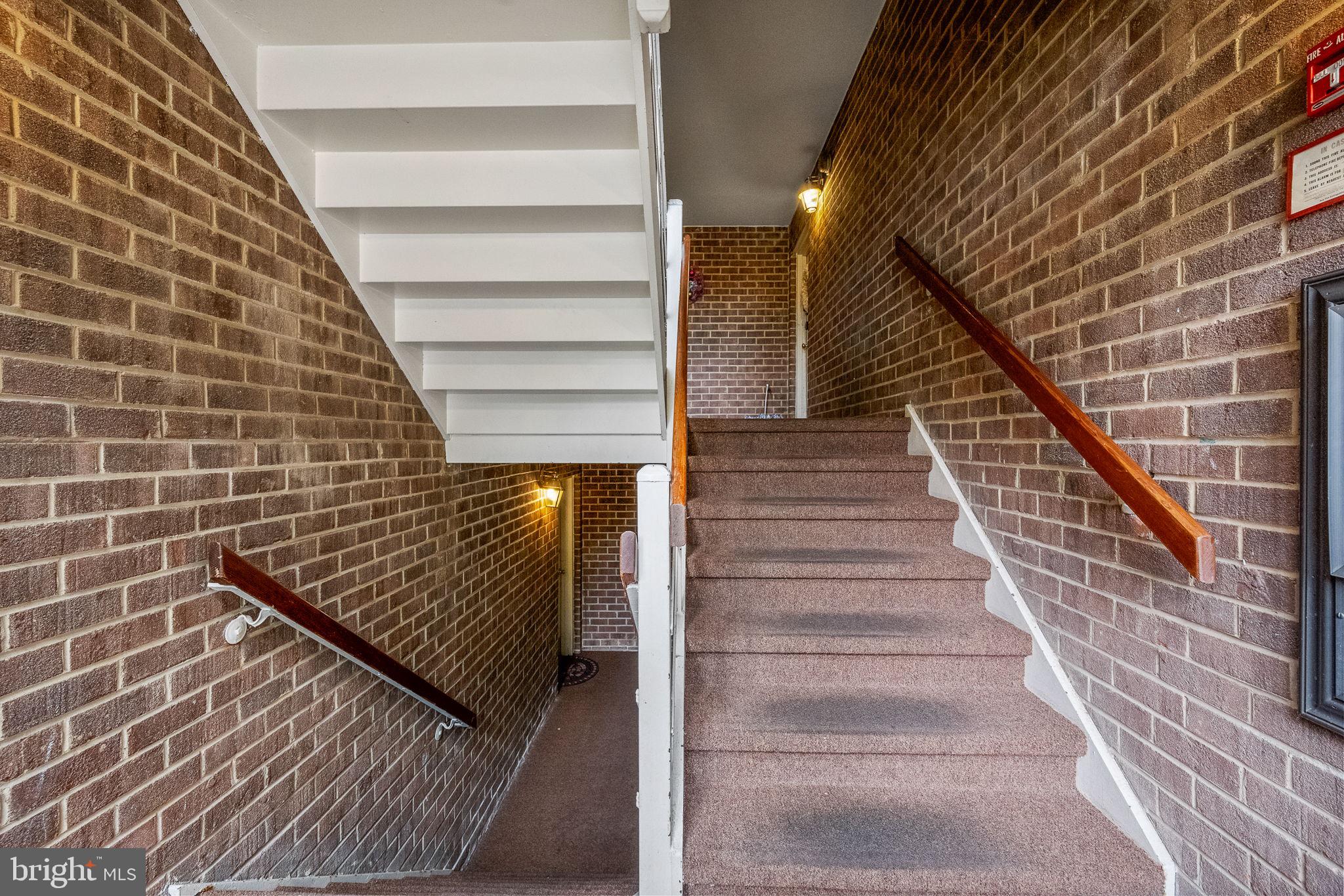 1423 NORTHGATE SQUARE 1423-11C