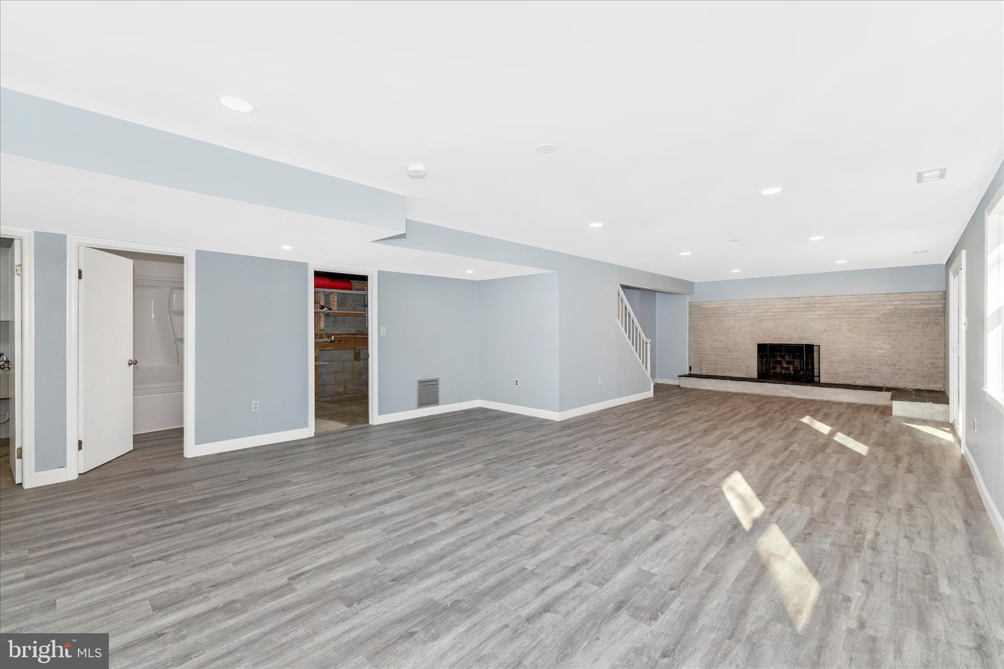 NEW MARKET VIEW - Residential