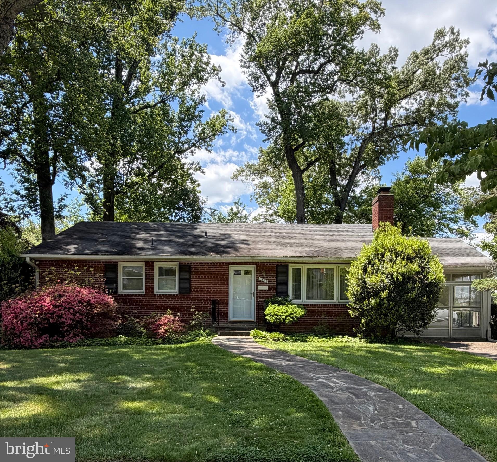 WESTWOOD PARK - Residential
