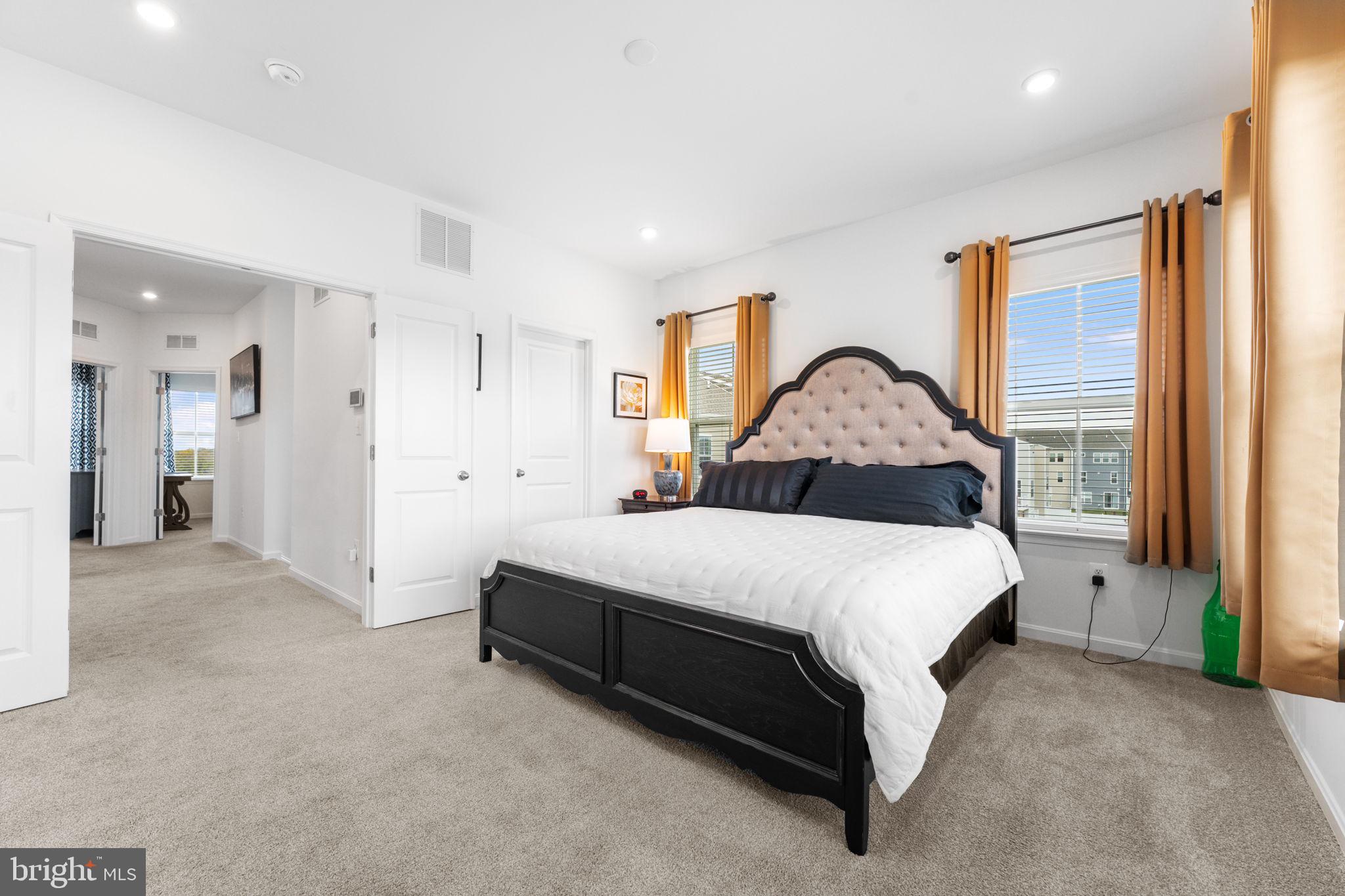 MIDDLETOWN RESERVE - Residential