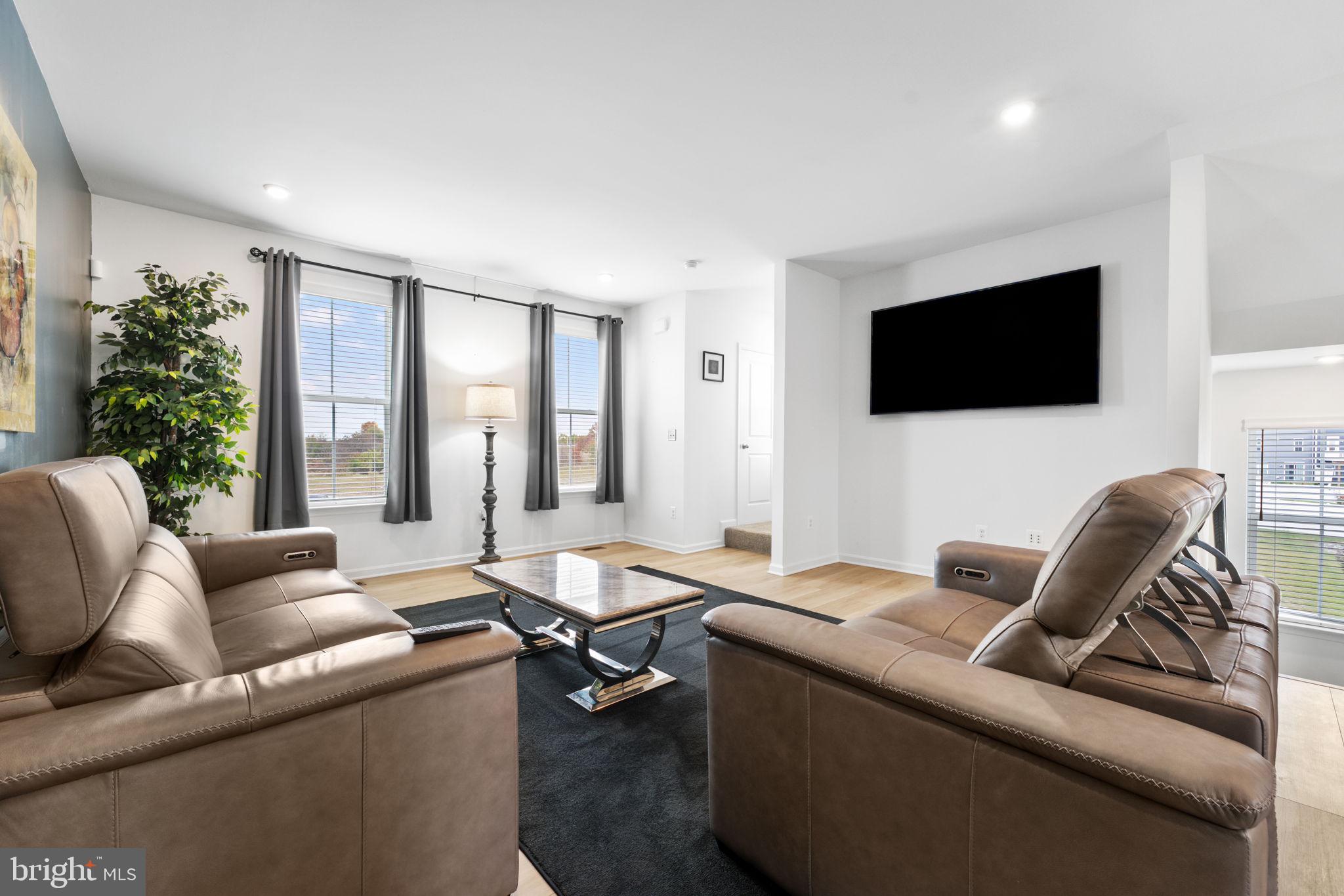 MIDDLETOWN RESERVE - Residential