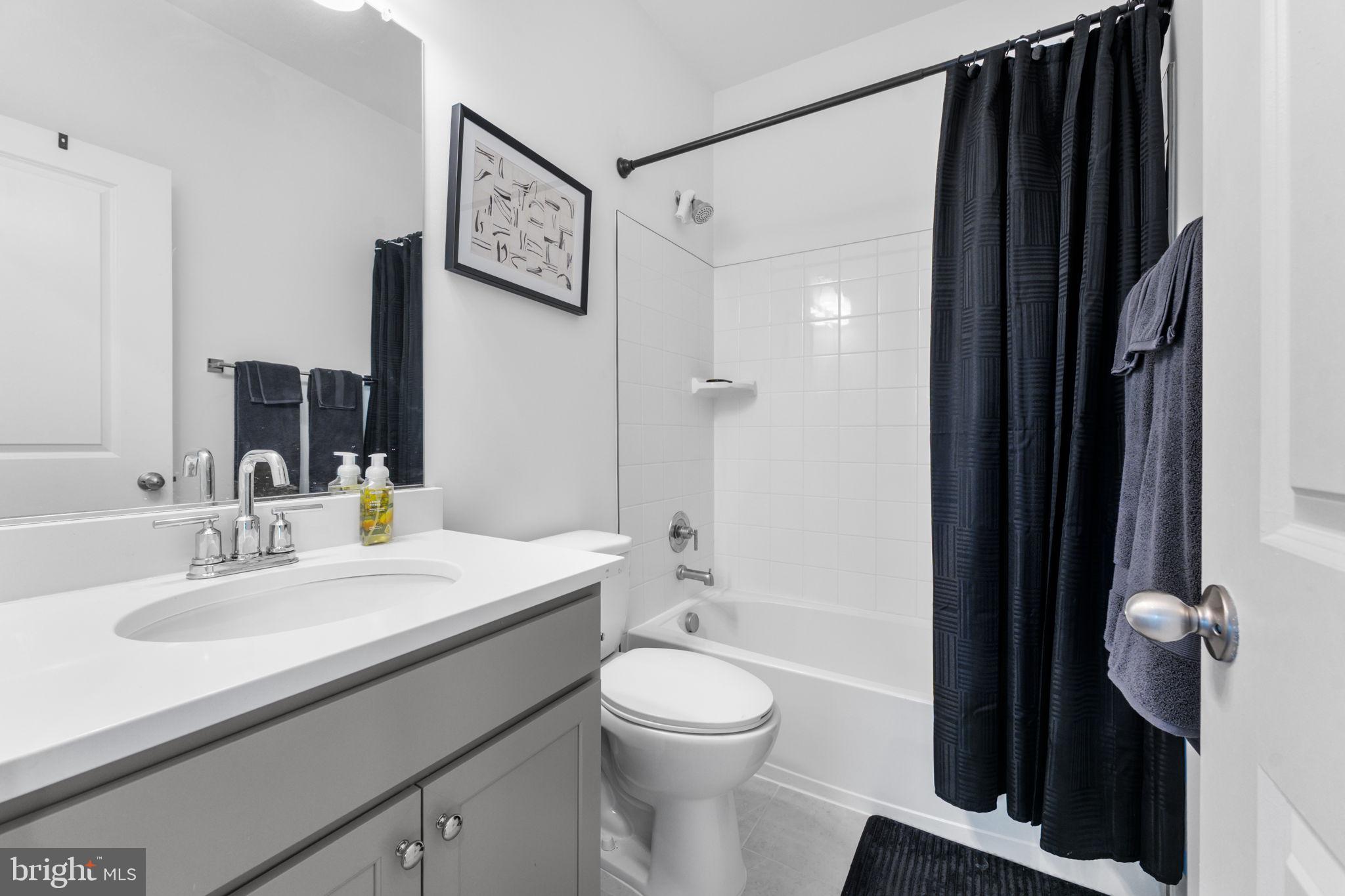 MIDDLETOWN RESERVE - Residential