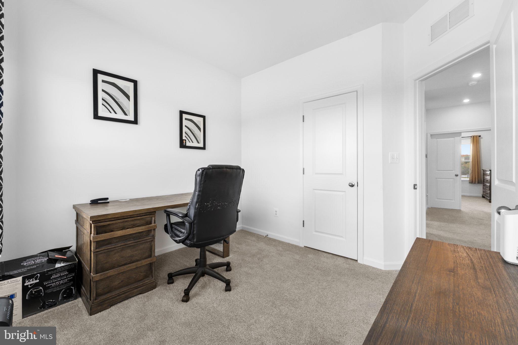 MIDDLETOWN RESERVE - Residential