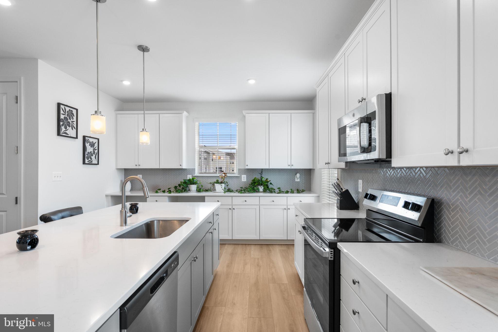 MIDDLETOWN RESERVE - Residential