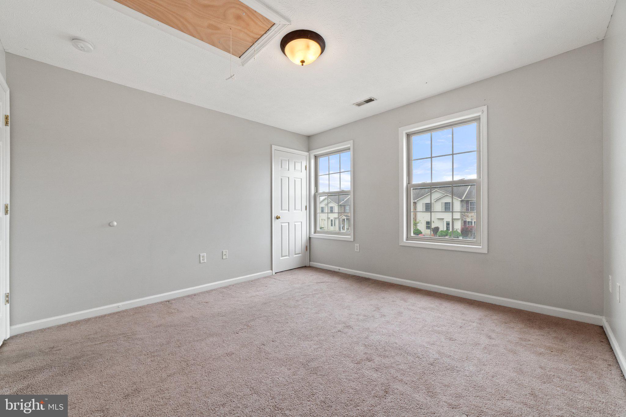 TABLER STATION MANOR - Residential