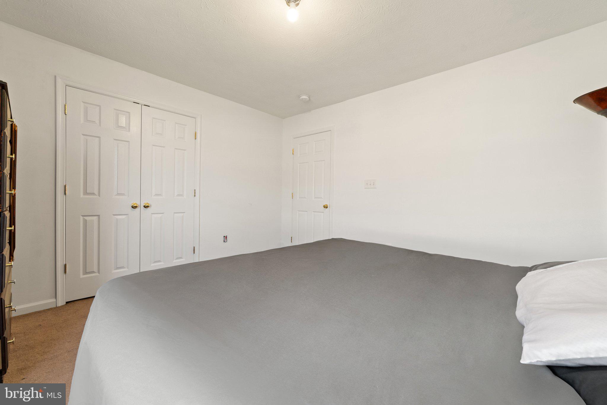 TABLER STATION MANOR - Residential