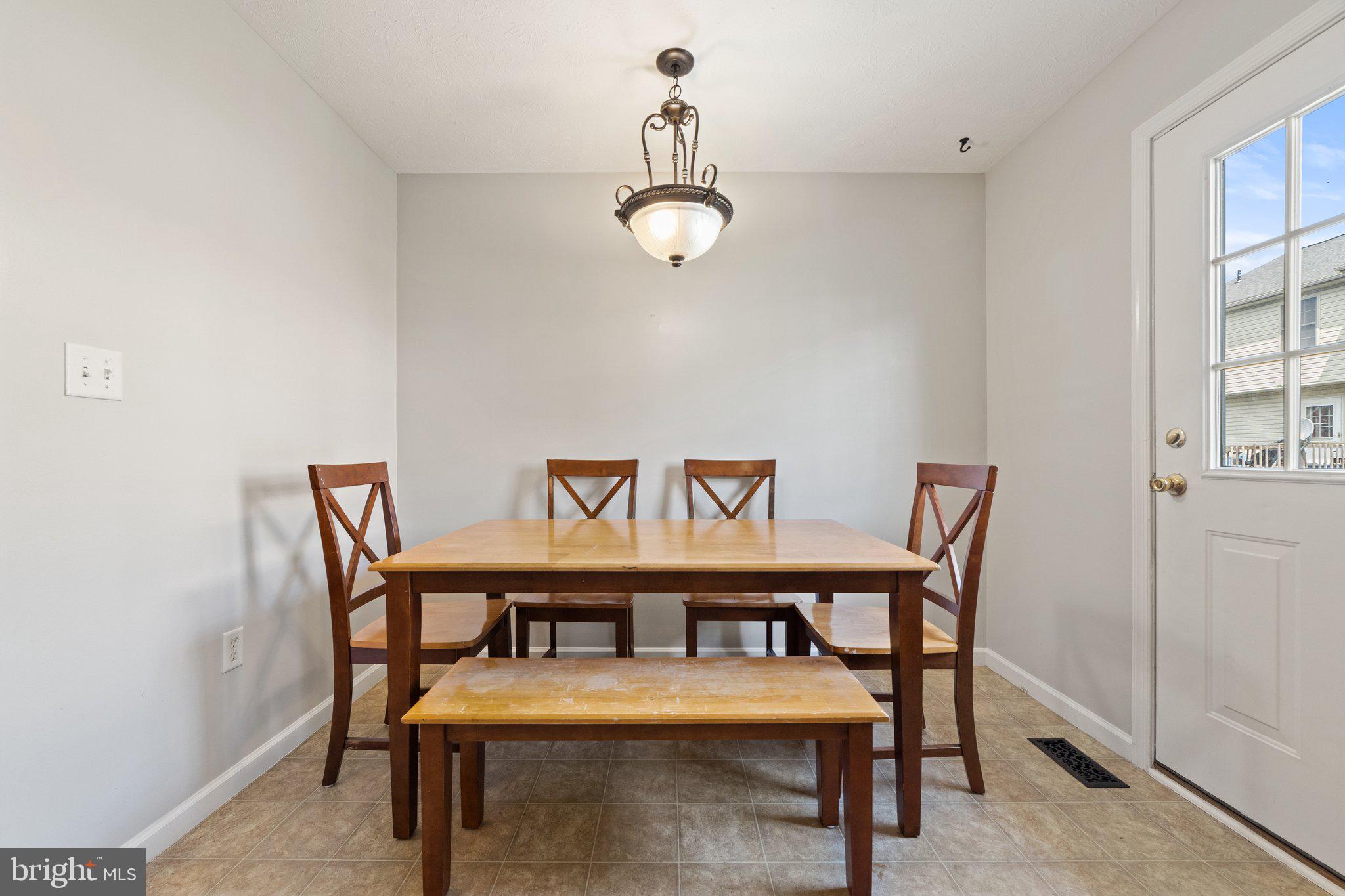 TABLER STATION MANOR - Residential