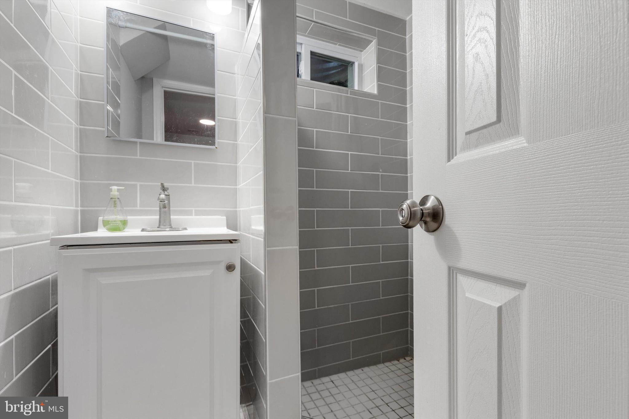 CHILLUM TERRACE - Residential Lease