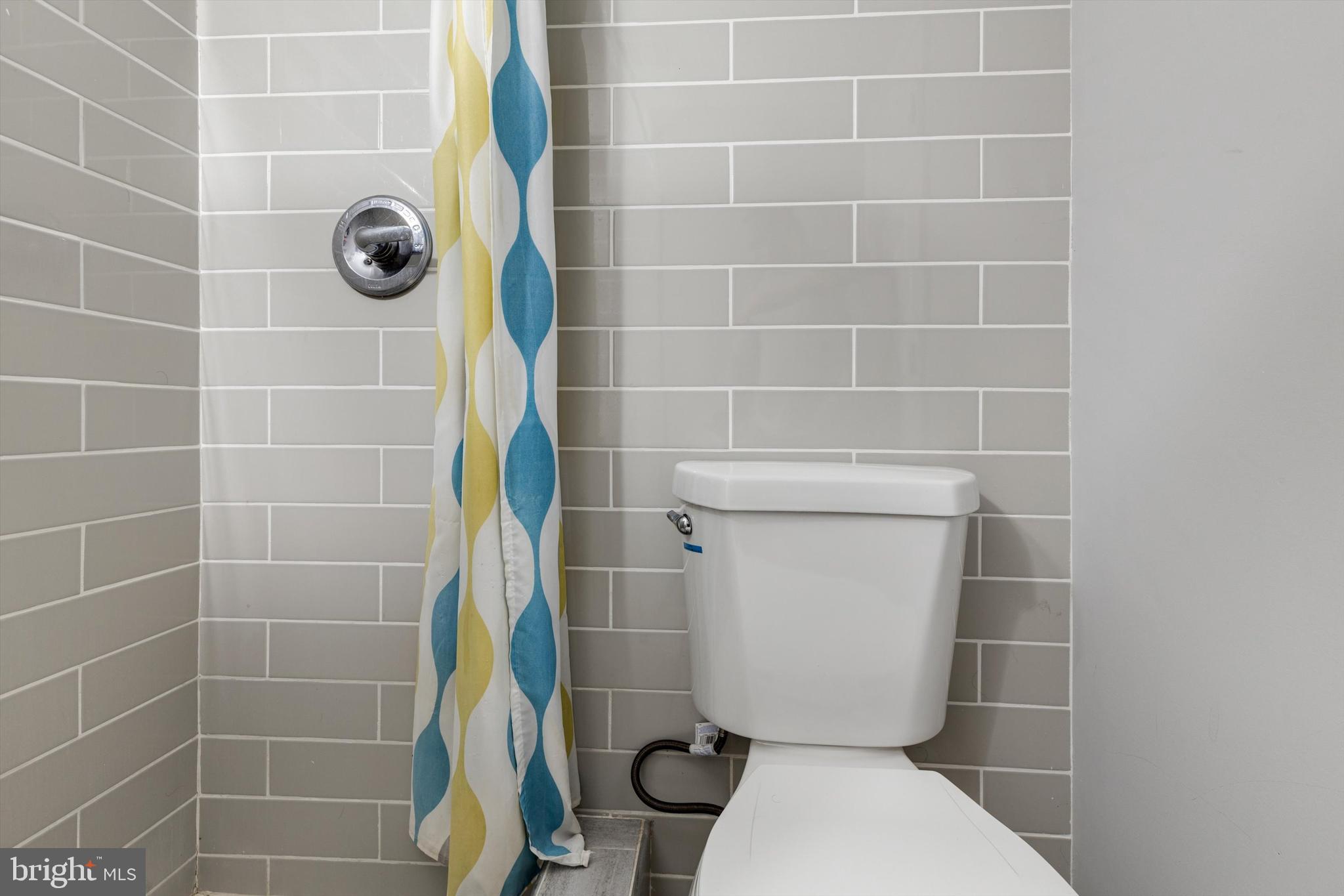 CHILLUM TERRACE - Residential Lease