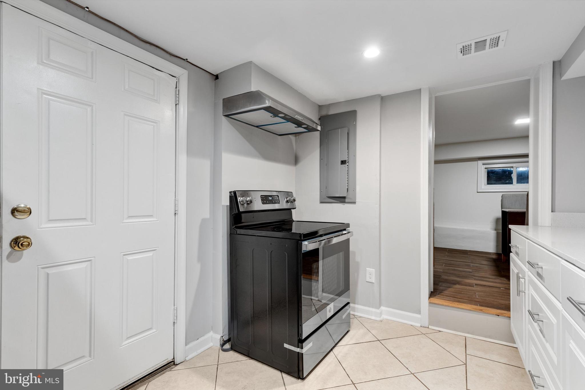 CHILLUM TERRACE - Residential Lease