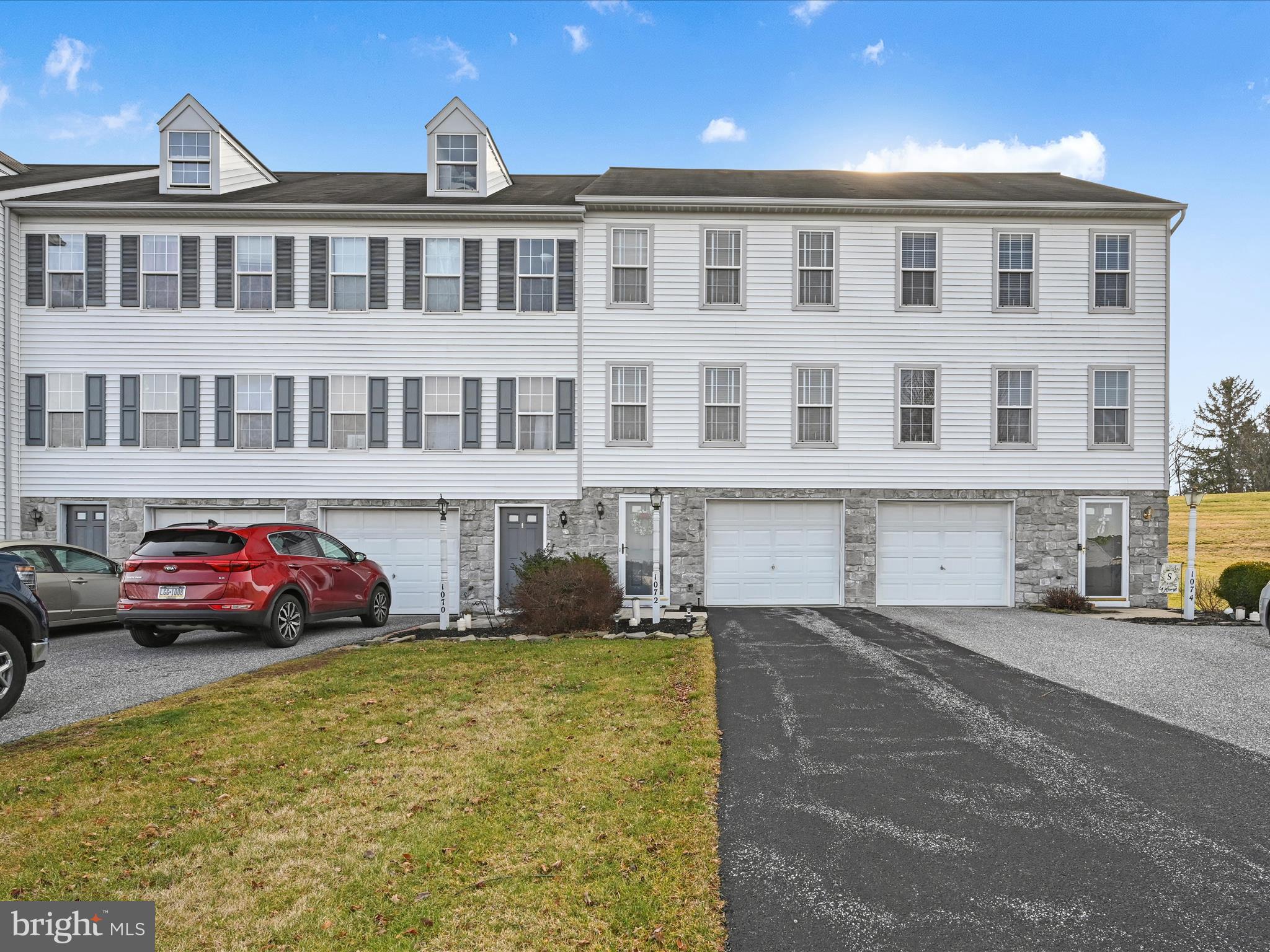 HEARTHRIDGE - Residential