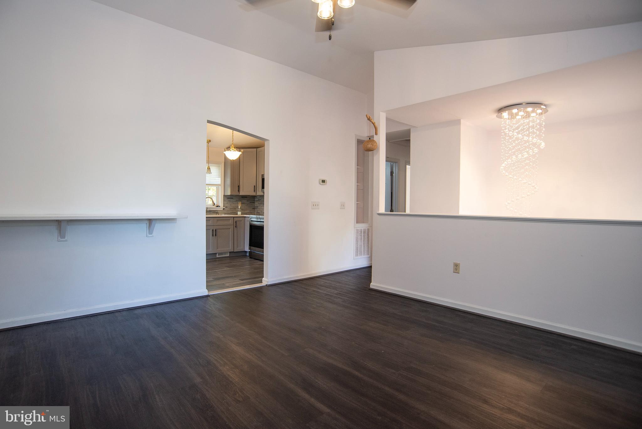 LAKE CAROLINE - Residential