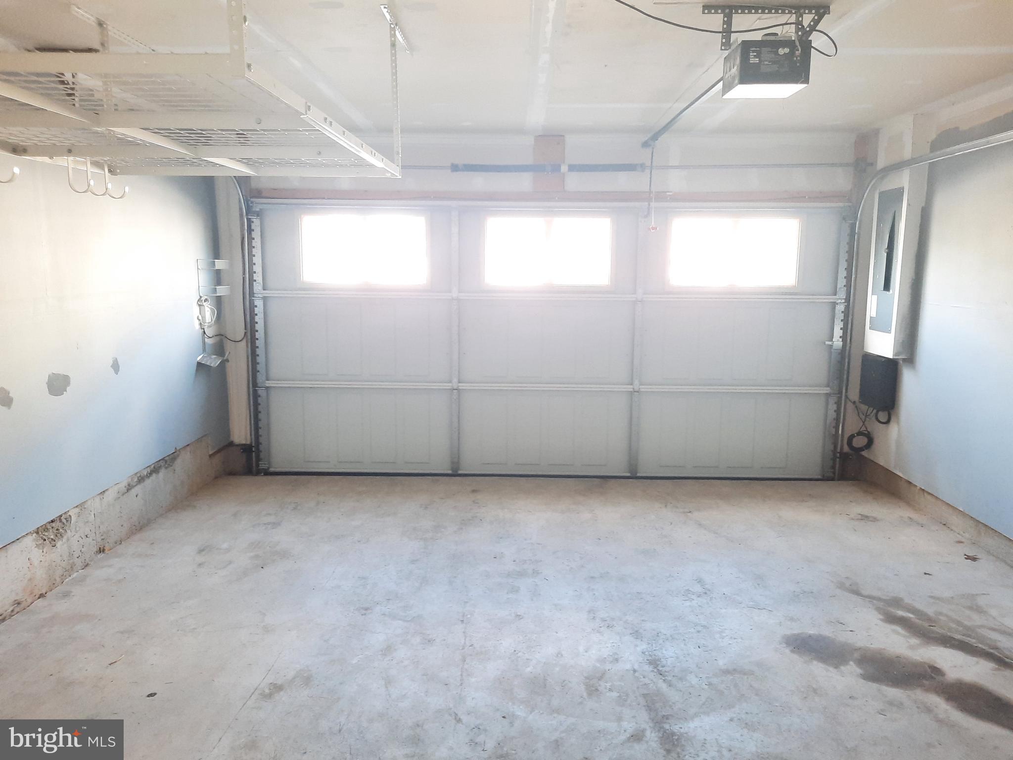 TANYARD COVE - Residential Lease