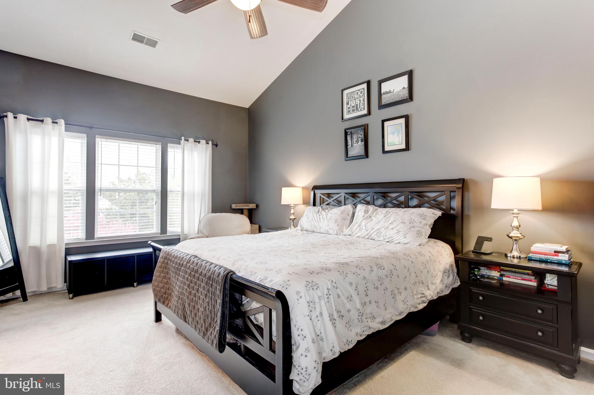 POTOMAC CROSSING - Residential