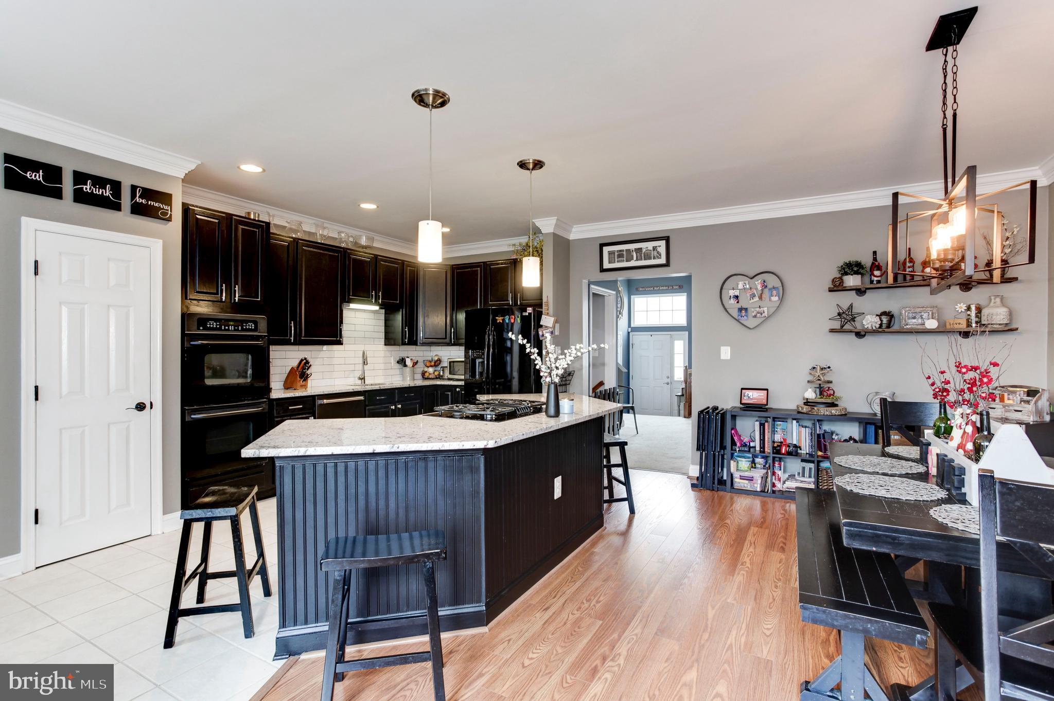 POTOMAC CROSSING - Residential