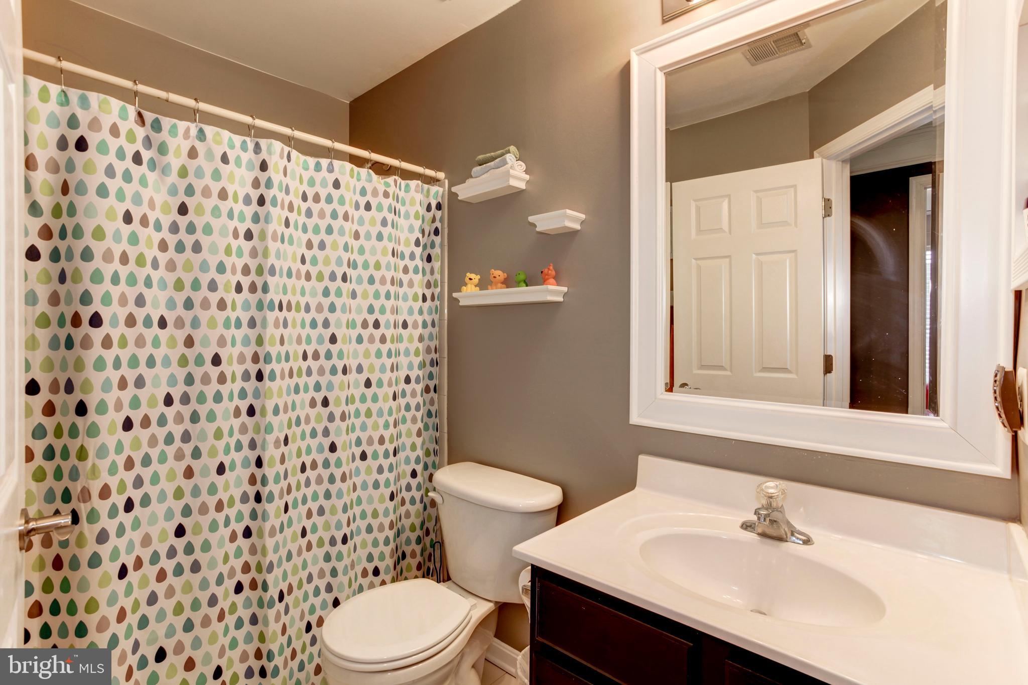 POTOMAC CROSSING - Residential