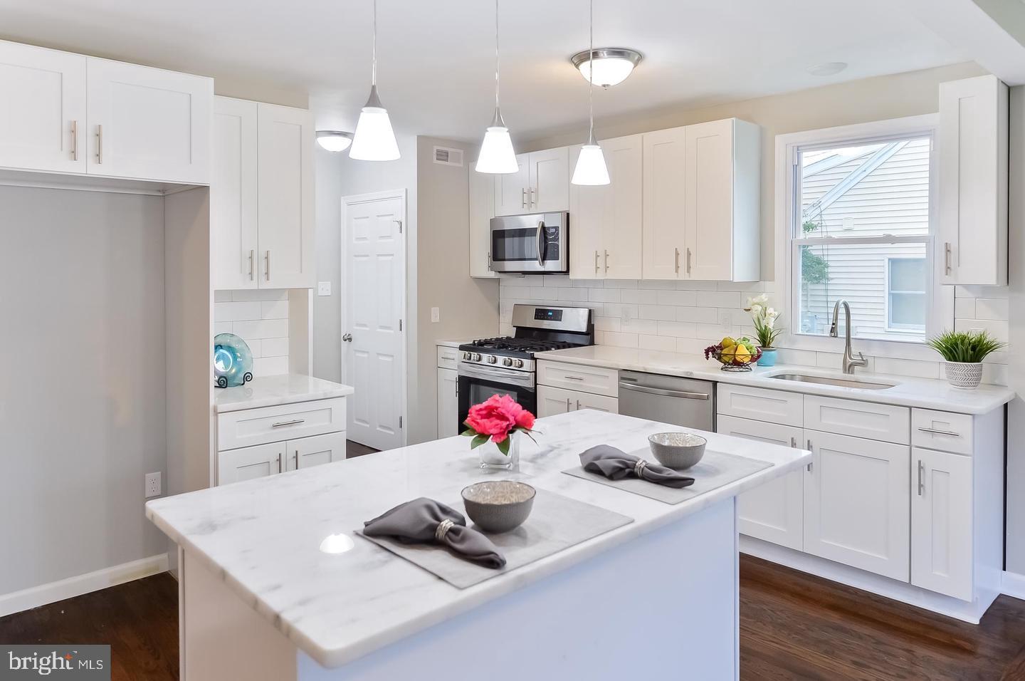 BRIDGEWATER - Residential