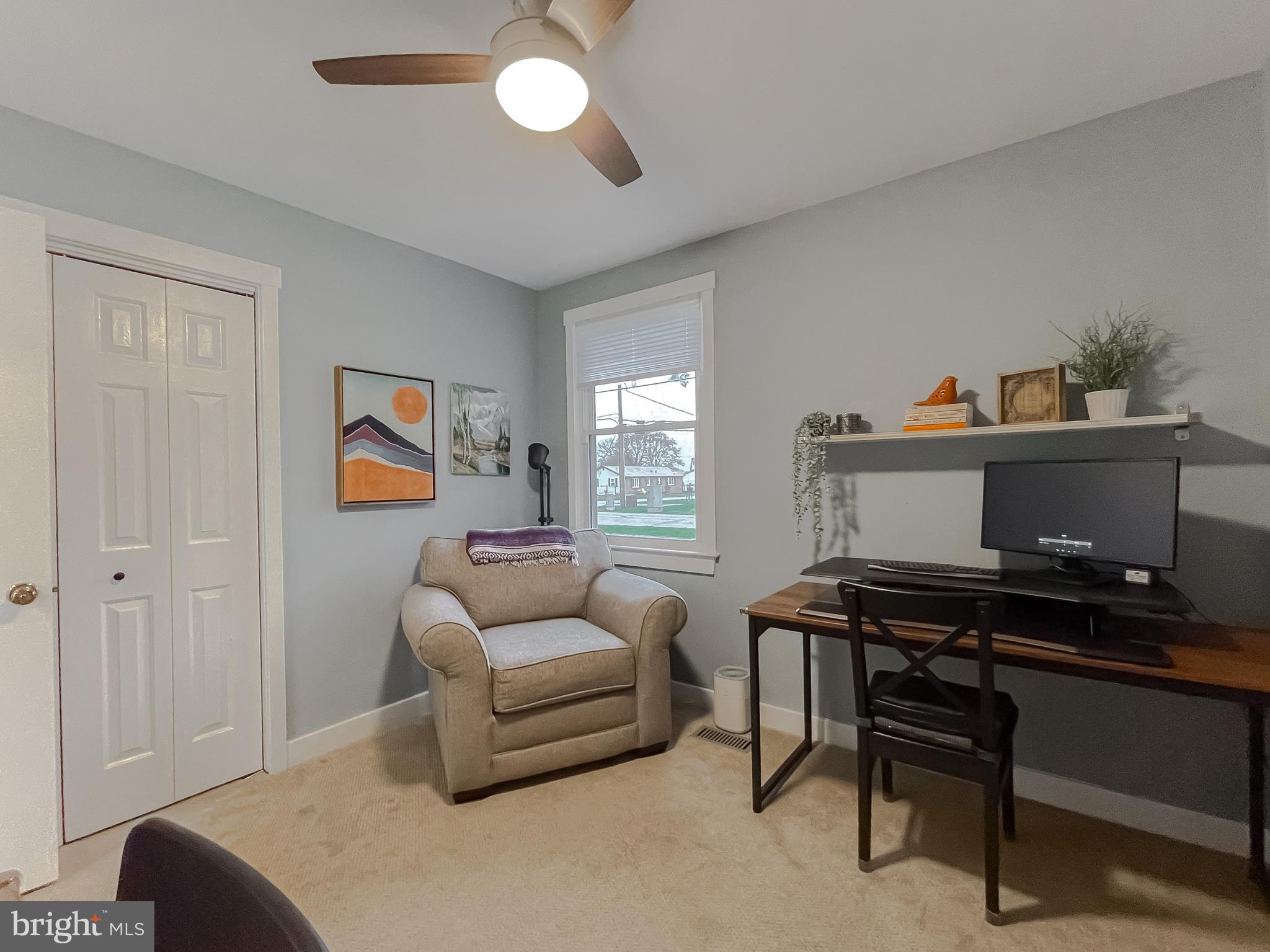 GOLDEN BEACH - Residential