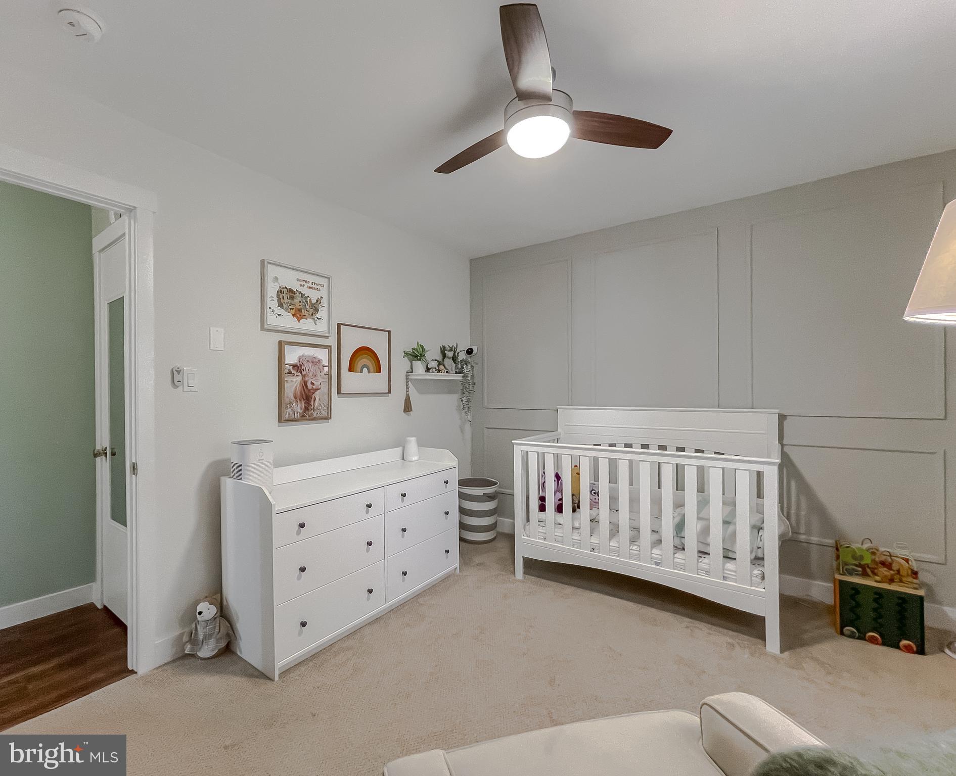 GOLDEN BEACH - Residential