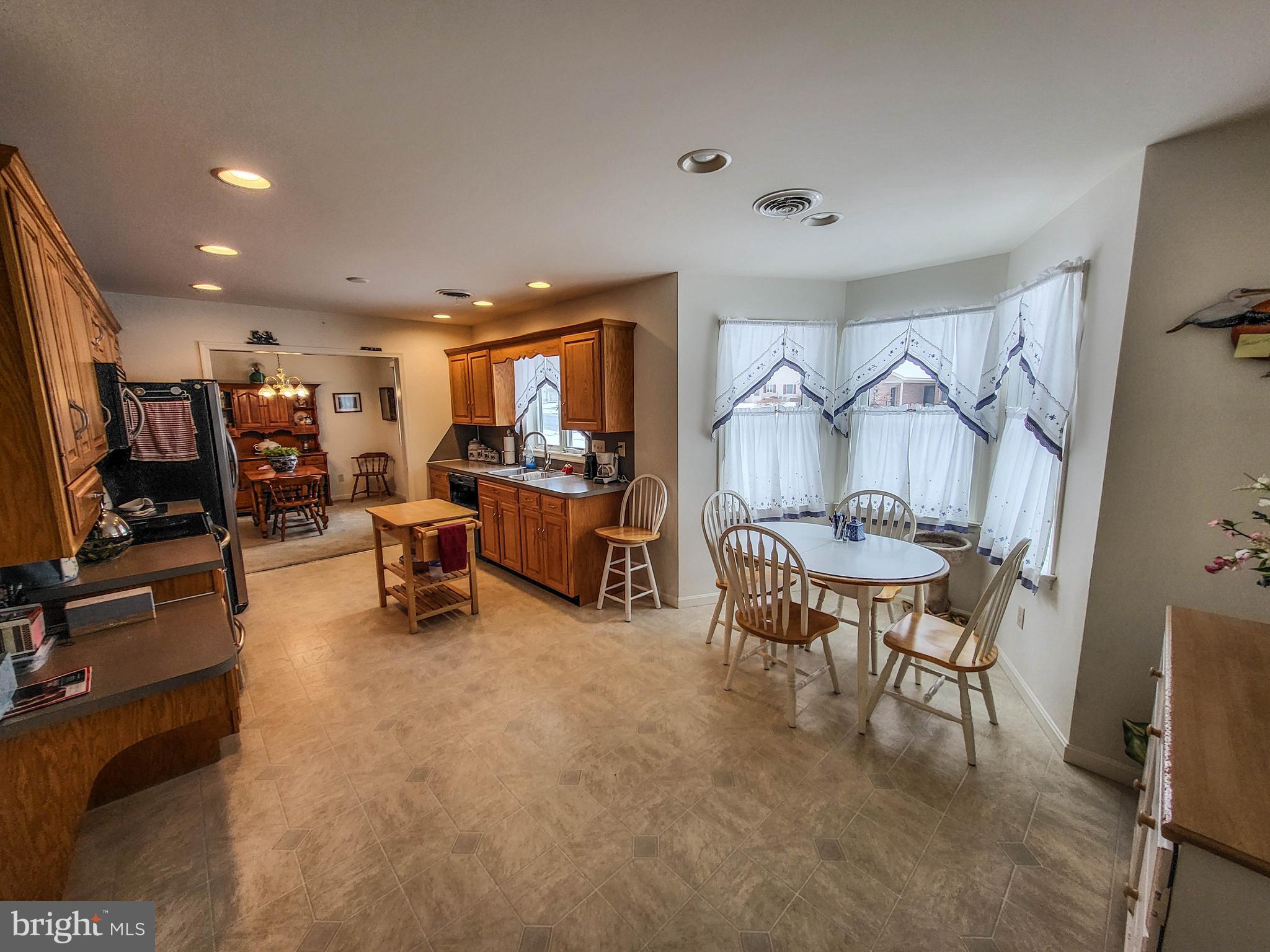 MAPLE RUN - Residential